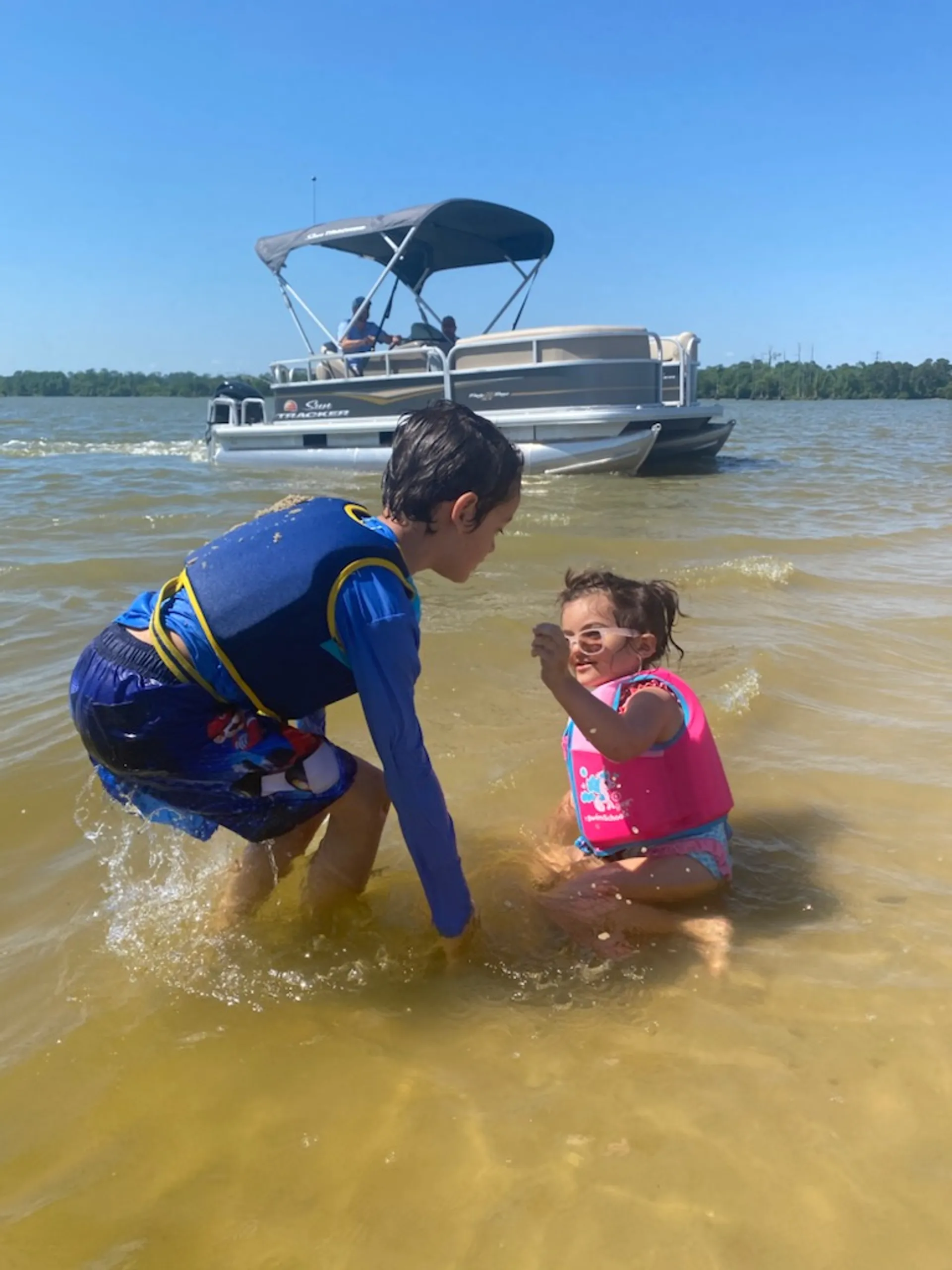 Other sun tracker 18 in Galveston, TX — photo 3