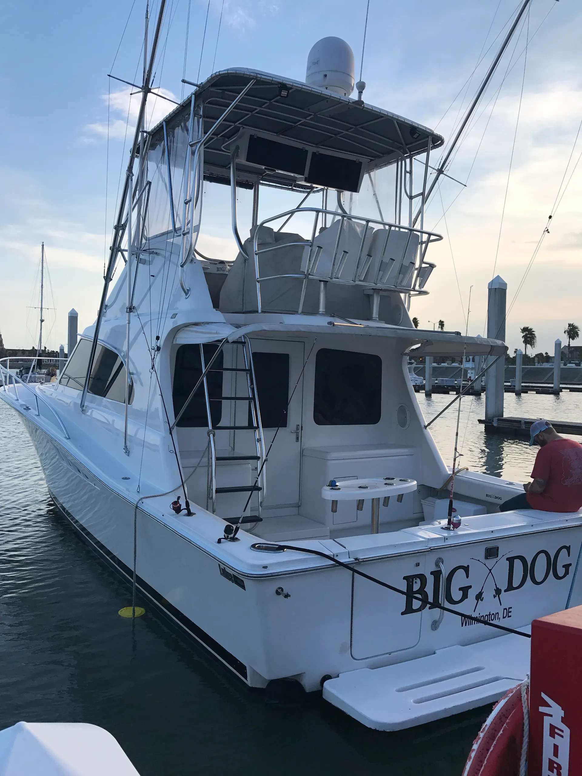 Luhrs Boats Tournament 400 Convertible in Corpus Christi, TX — photo 3