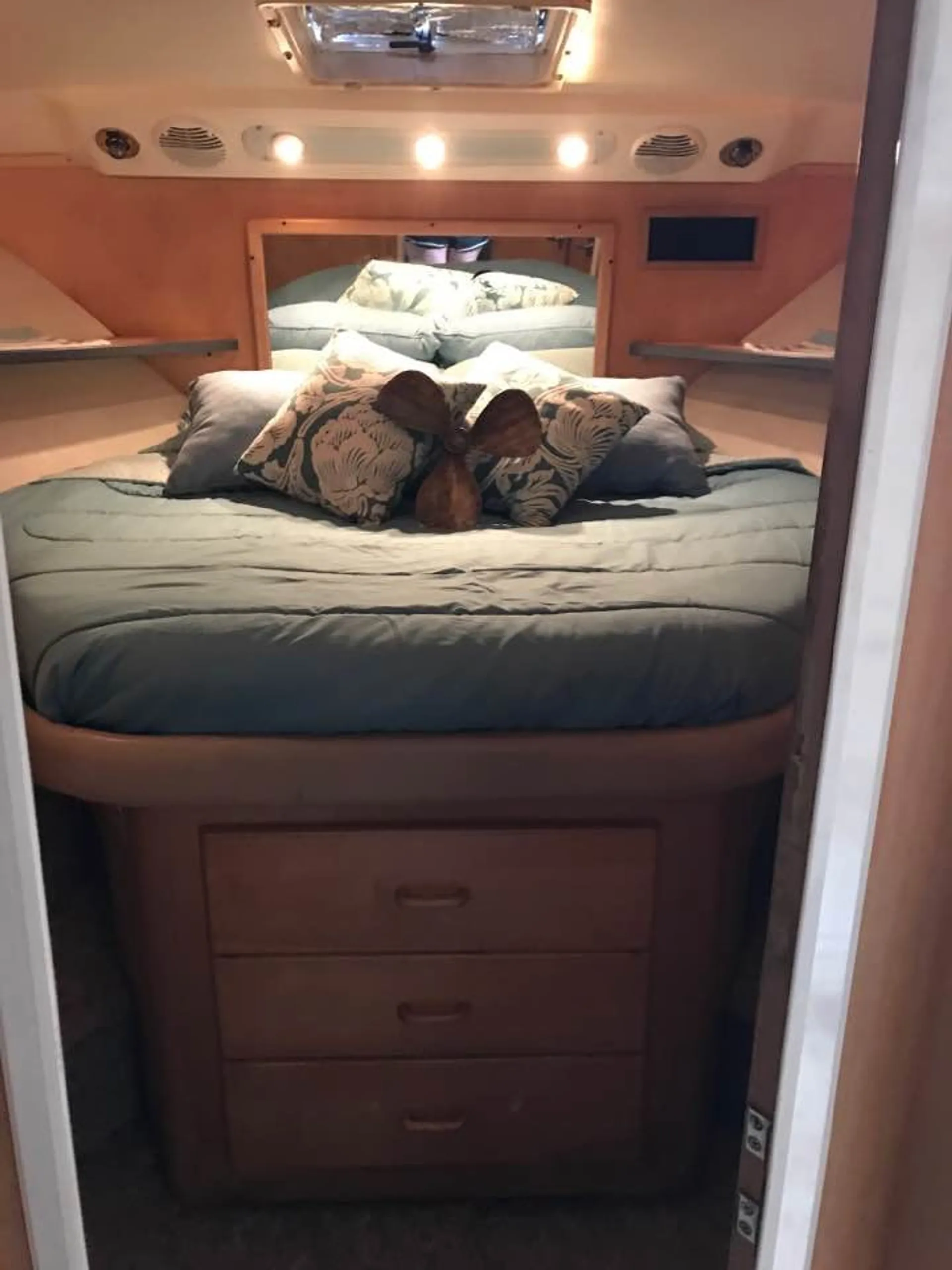 Luhrs Boats Tournament 400 Convertible in Corpus Christi, TX — photo 5