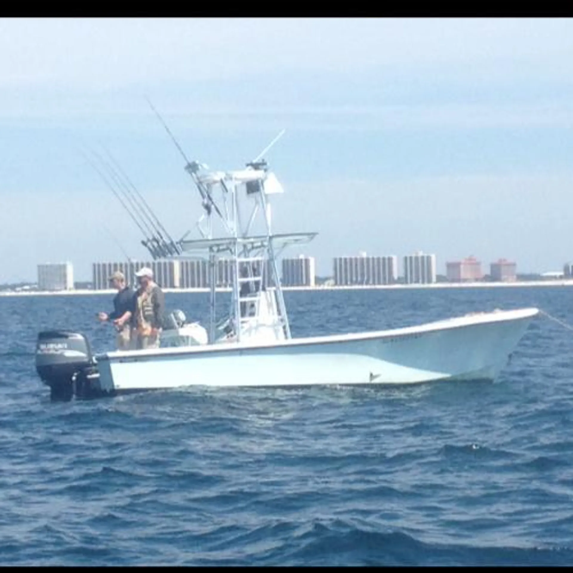 Gold Line 26' Center Console 250 Suzuki Four Stroke in Orange Beach, AL — photo 6