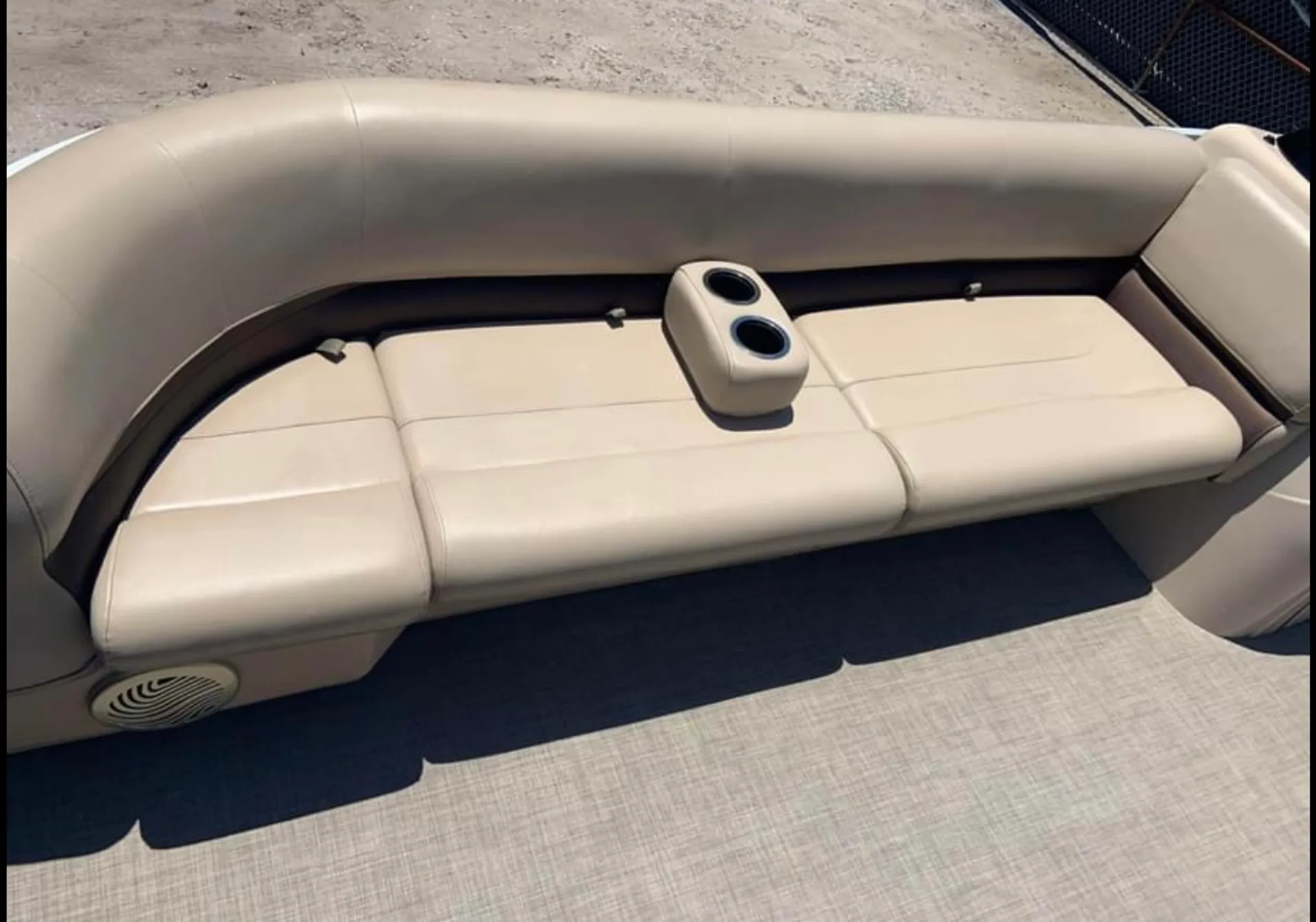 SUN TRACKER BY TRACKER MARINE PARTY BARGE 22 XP3 W/150ELPT 4-S in Clearwater, FL — photo 5