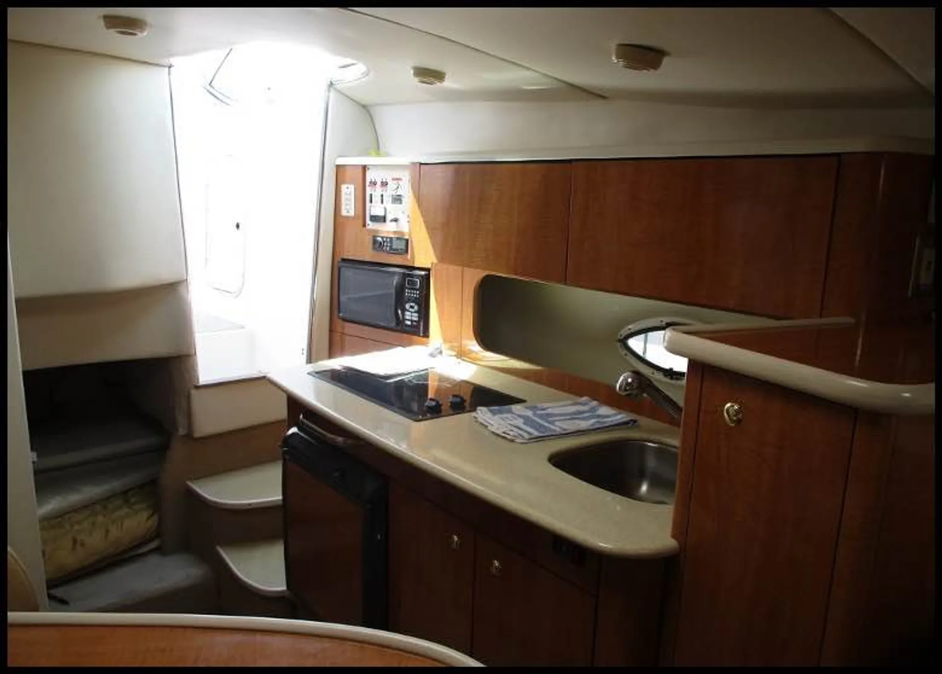 Other IO1104825 in Portsmouth, RI — photo 3