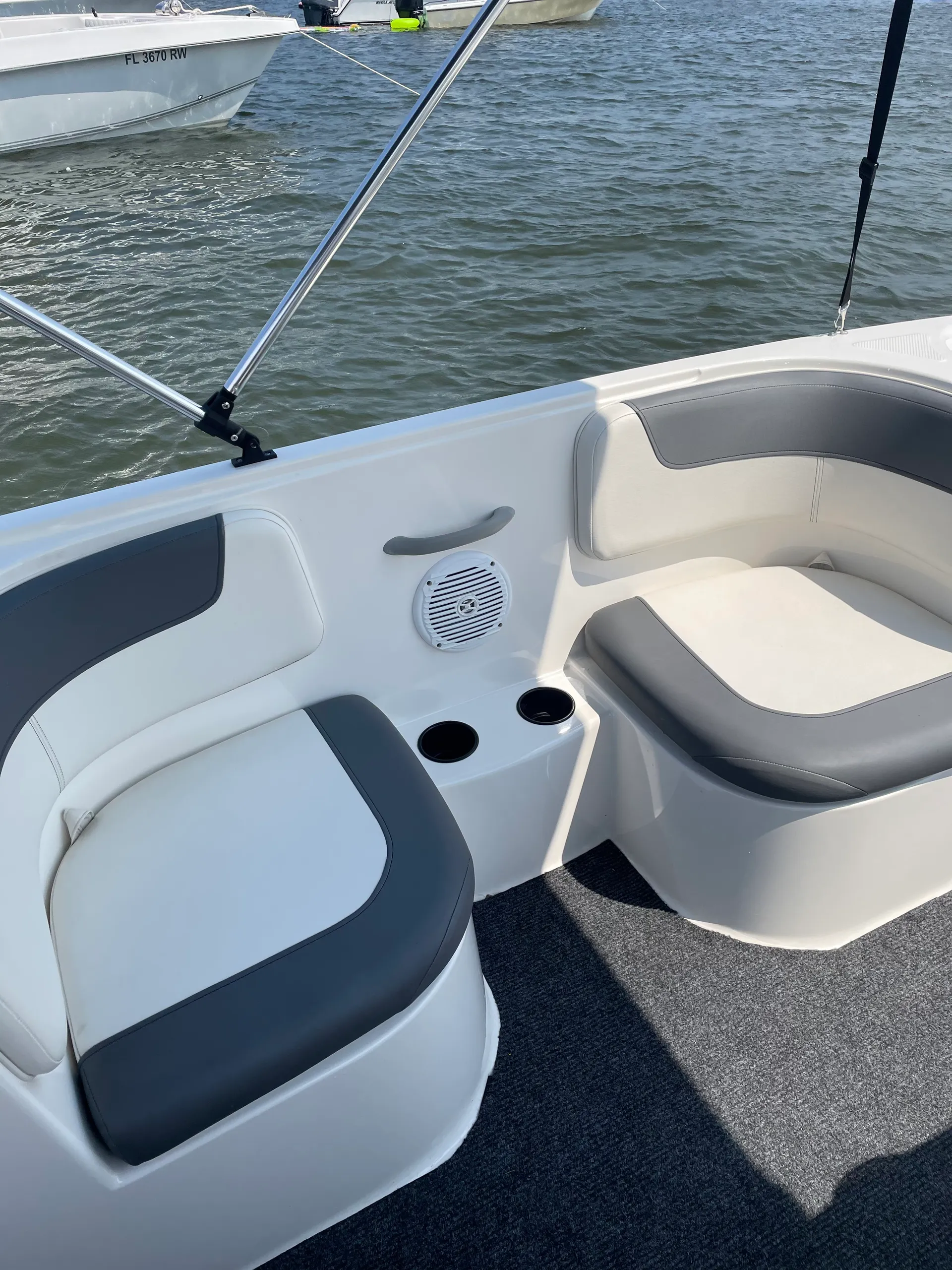 BAYLINER ELEMENT E18 in Fort Lauderdale, FL — photo 5