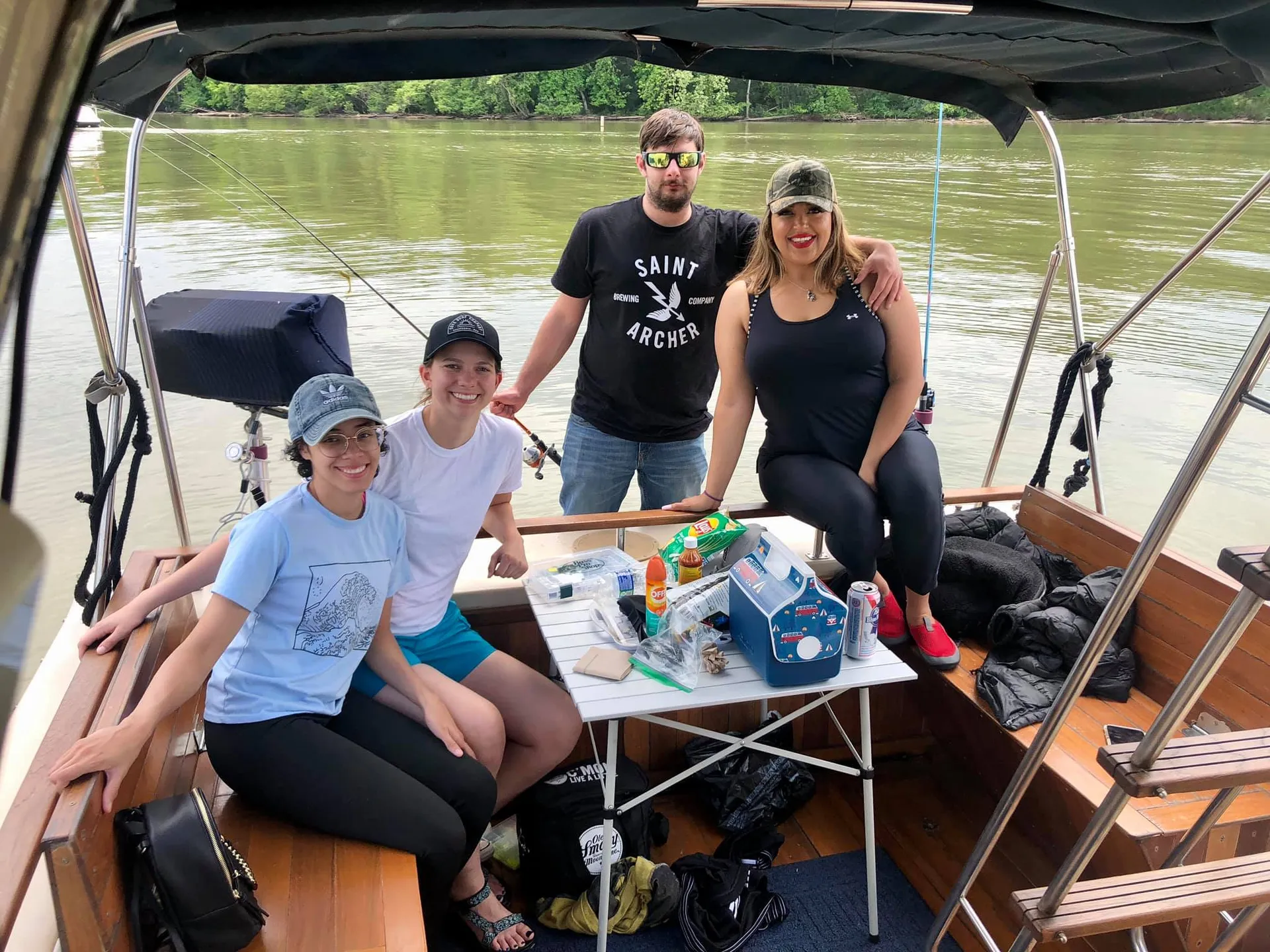 30' Sport Yacht. Come Live the Yacht Life!