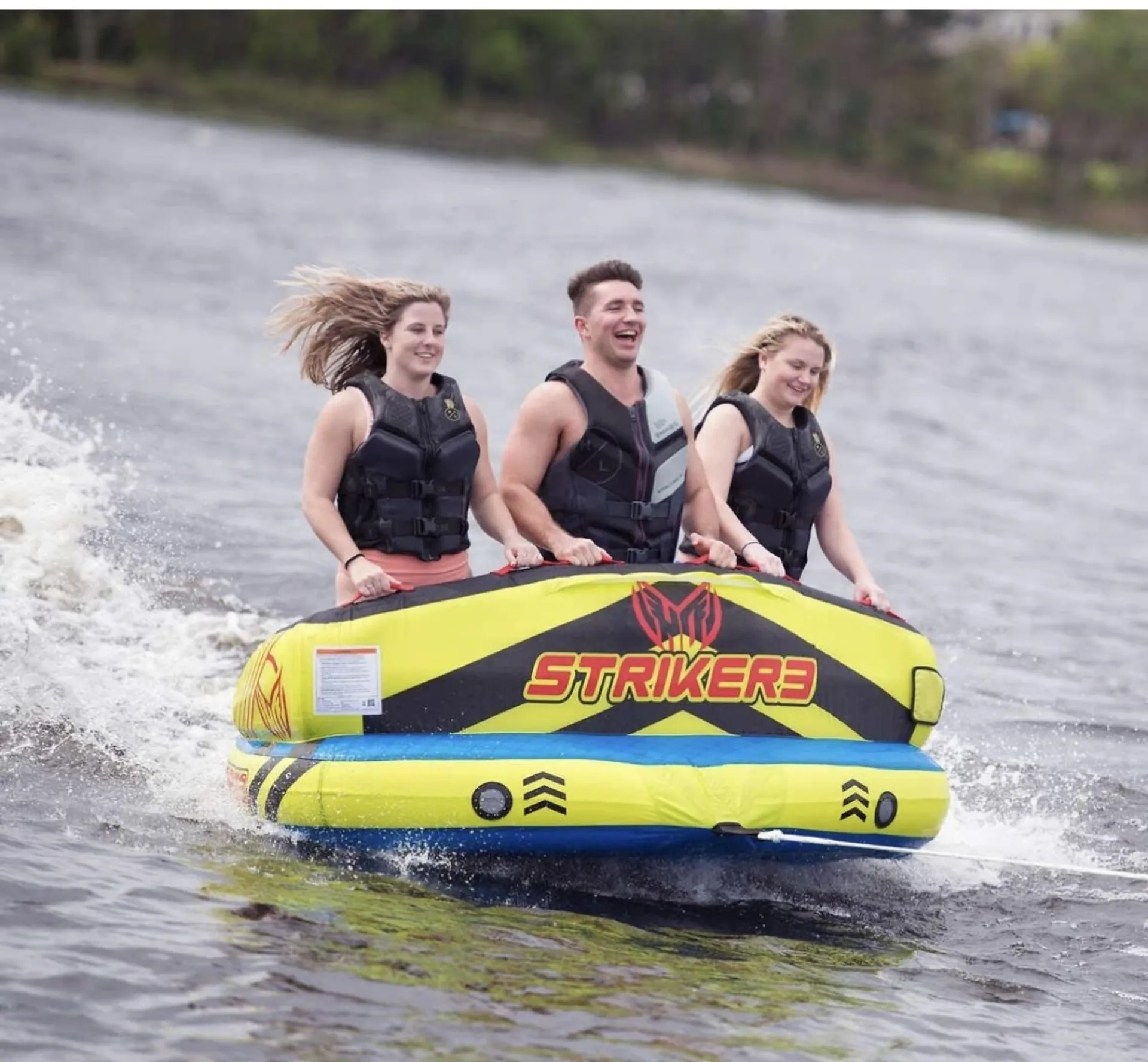 YAMAHA AR210  in Austin, TX — photo 5