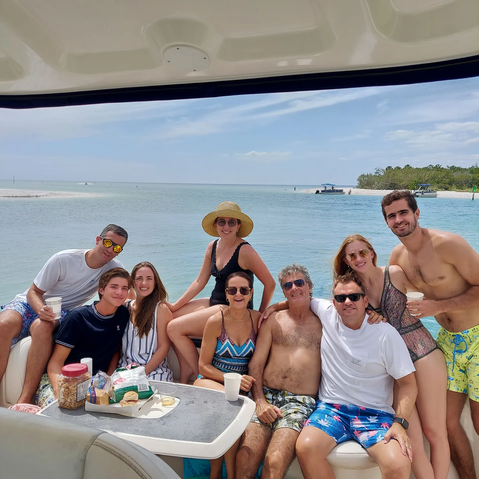 Heaven On The Gulf  - Sleek 40' Searay Sundancer! 