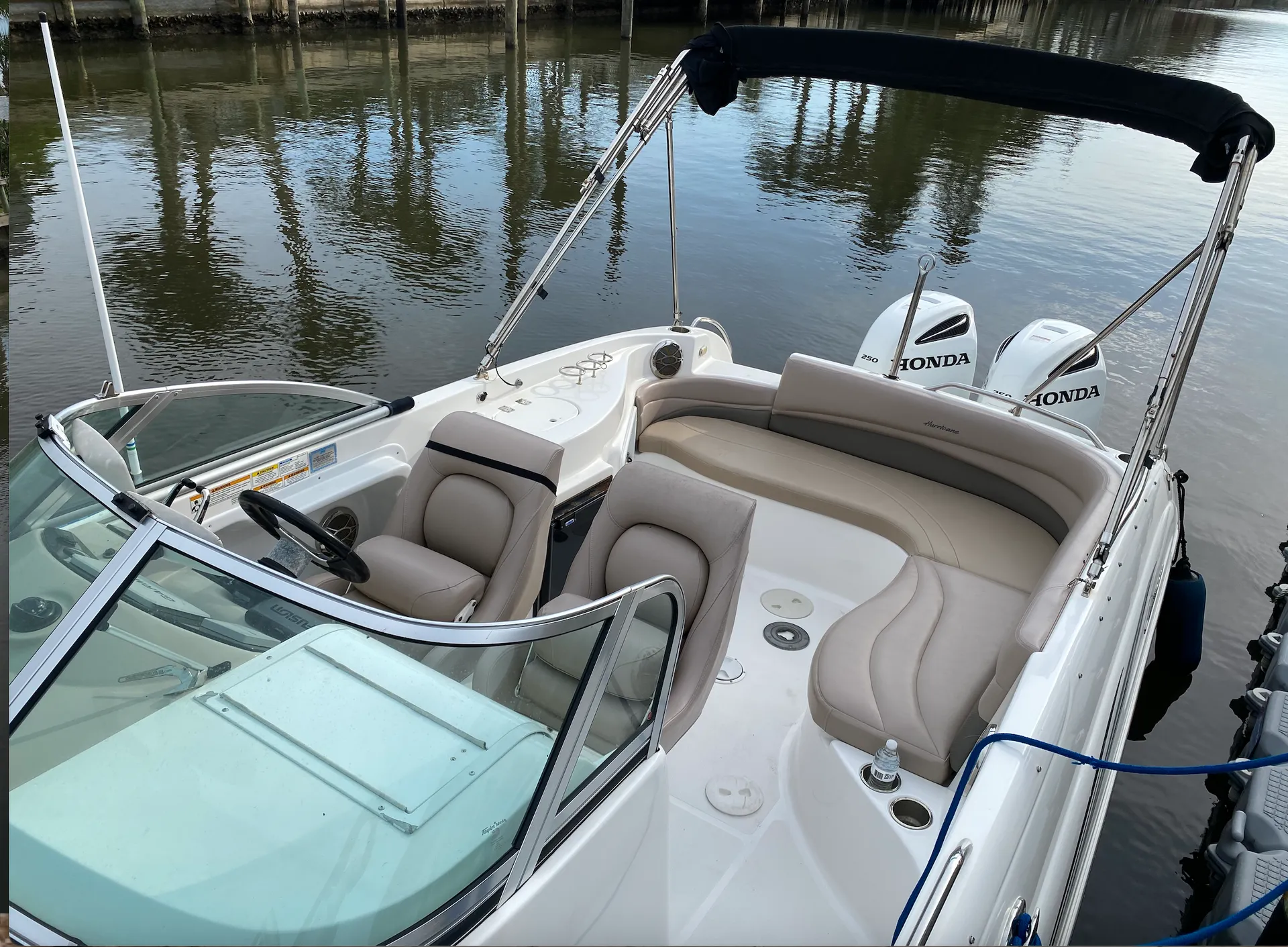 Hurricane Boats SD 2700 Twin in Flagler Beach, FL — photo 2
