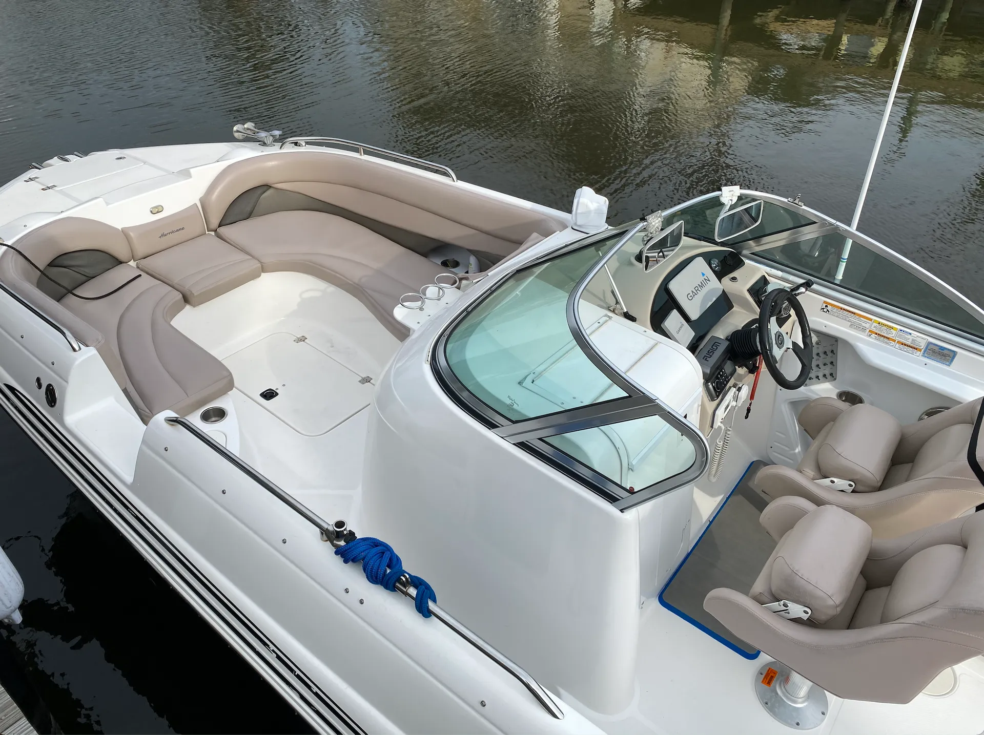 Hurricane Boats SD 2700 Twin in Flagler Beach, FL — photo 3