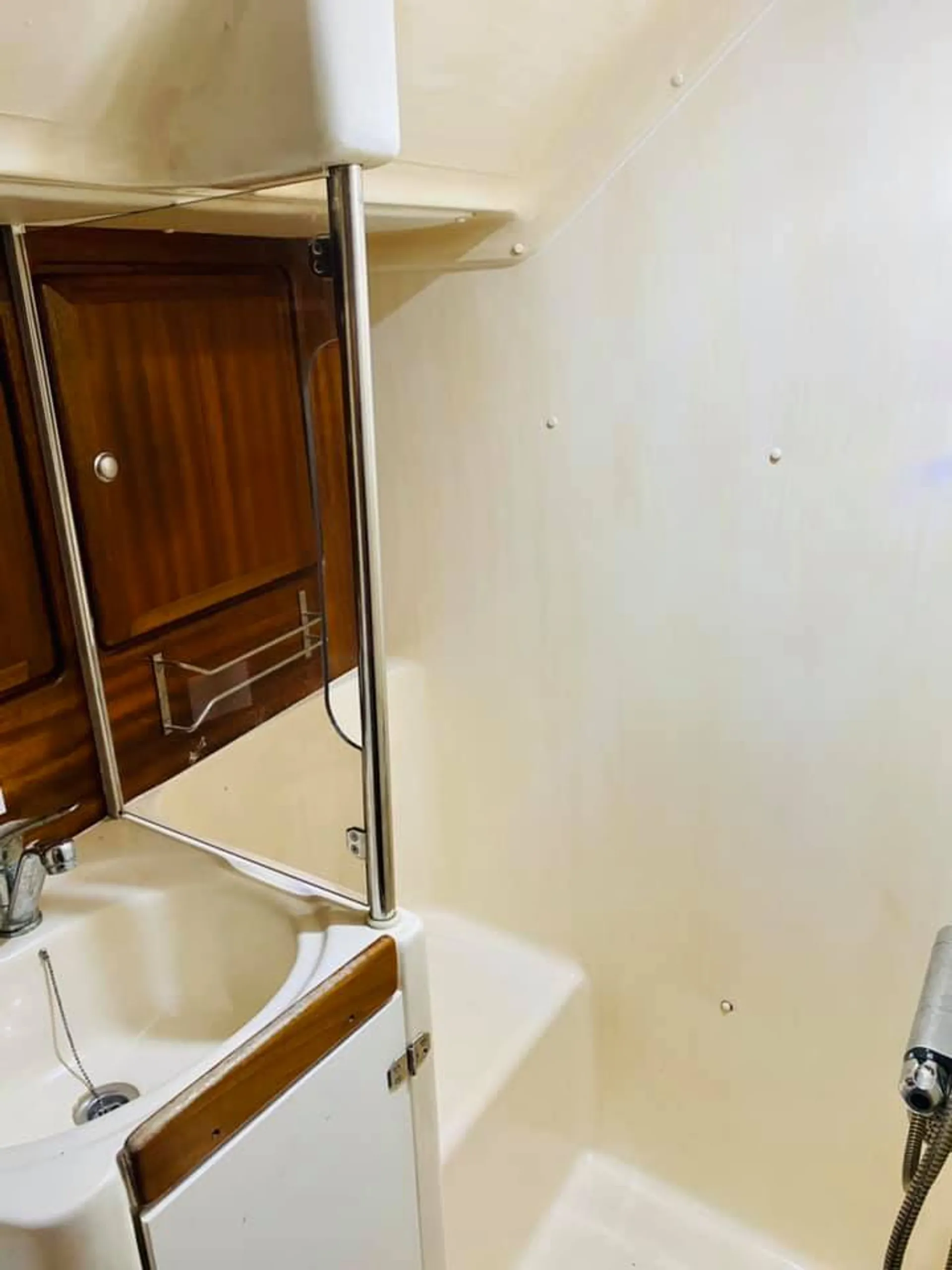 Cast-off, Sail away on a 46' Sailing Yacht !!