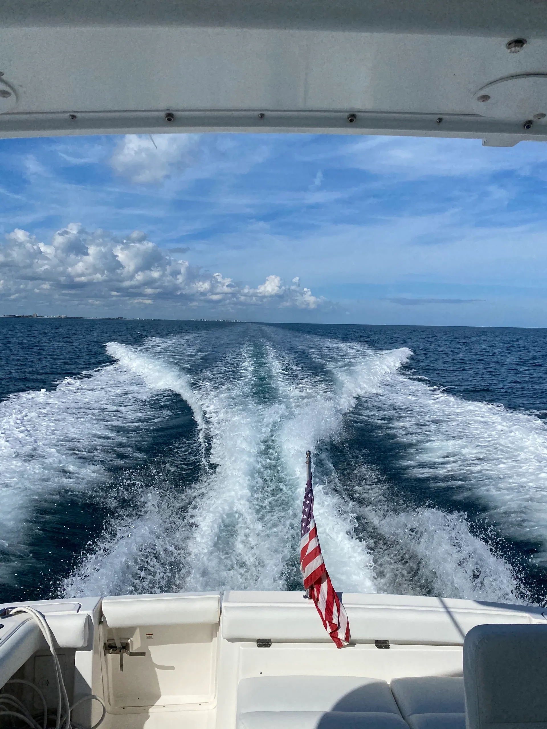 Tiara Yachts 3800 Open (Cummins) in Merritt Island, FL — photo 2