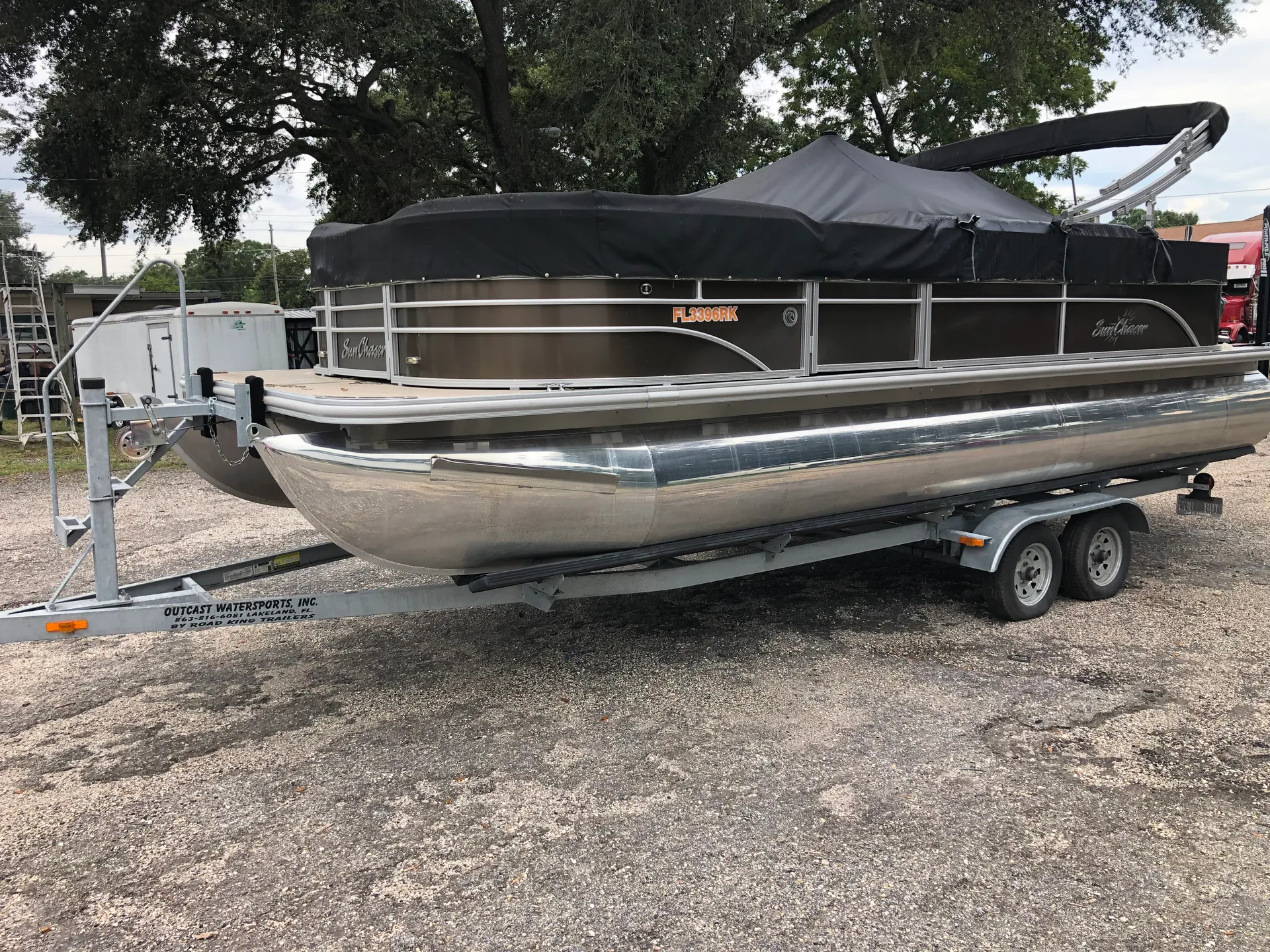 SUNCHASER BY SMOKER CRAFT 820 OASIS FISH-N-CRUISE in Tampa, FL — photo 3