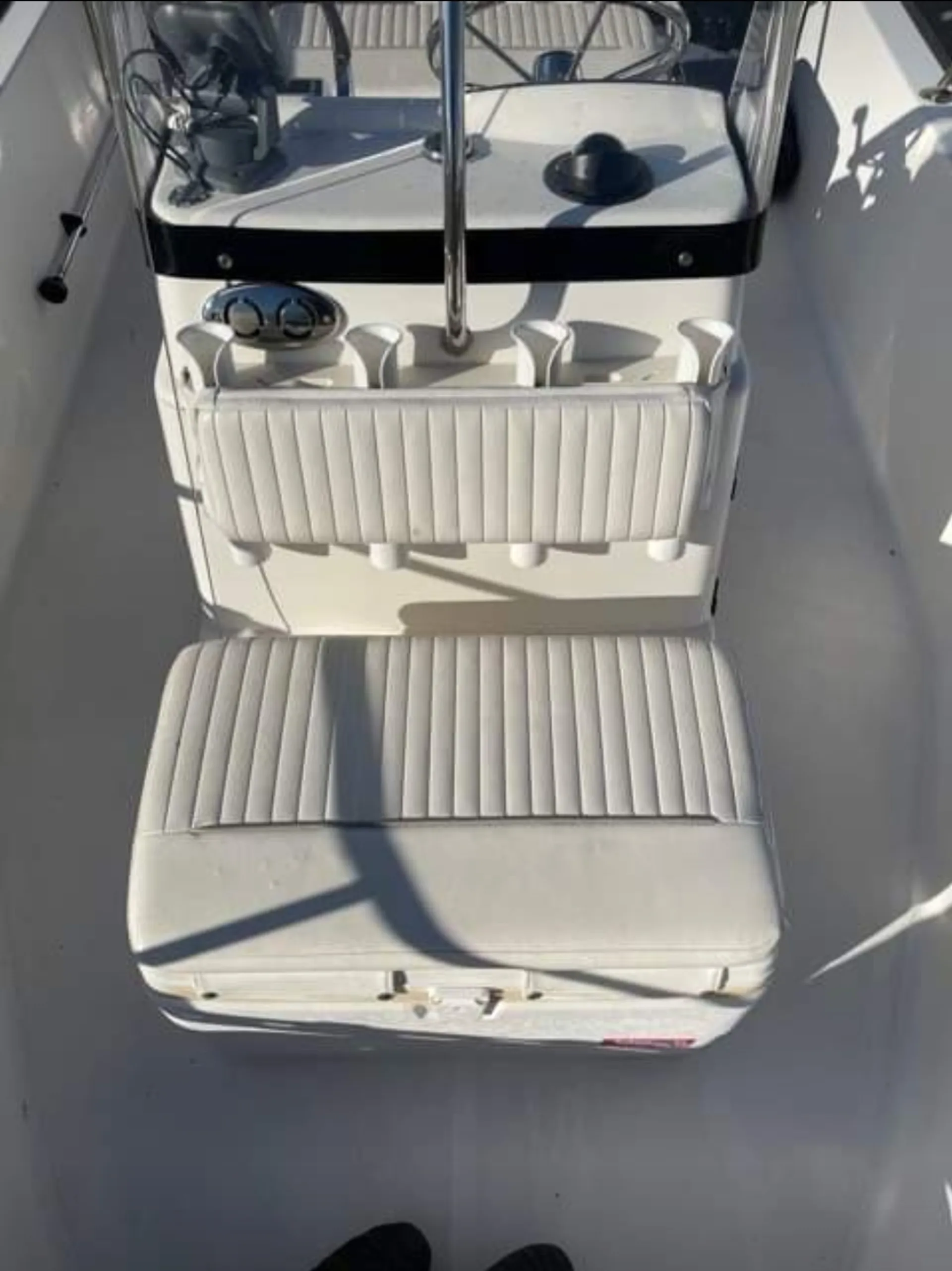 Boston Whaler 170 Montauk  in Sleepy Hollow, NY — photo 2