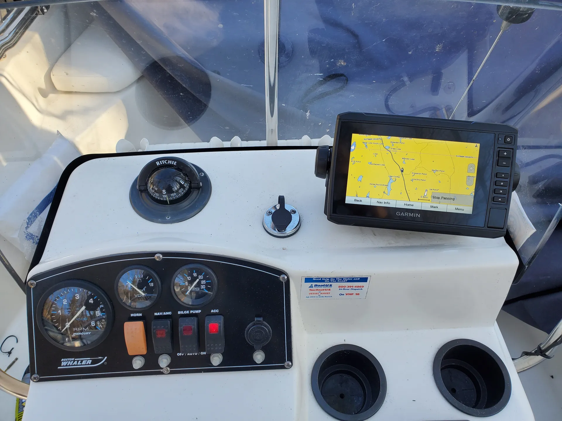 Boston Whaler 170 Montauk  in Sleepy Hollow, NY — photo 3