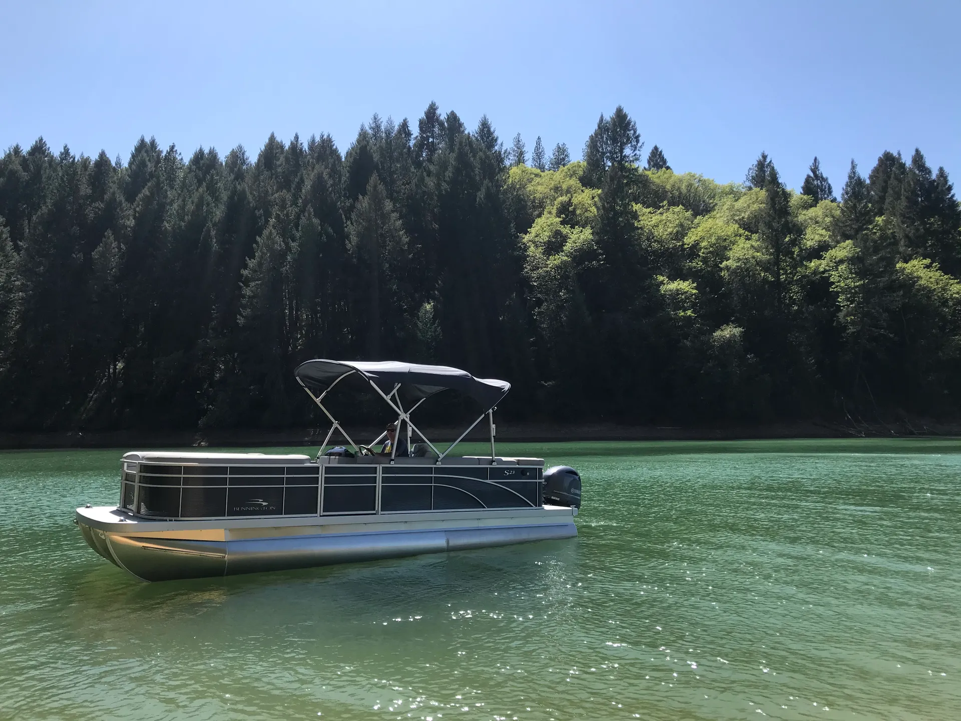 Bennington Family Pontoon 23sl in Tahoe City, CA — photo 6