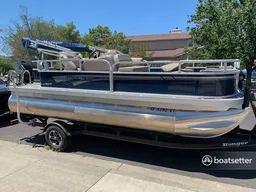 21' Pontoon Boat For Your Pleasure or Fishing Fun On Lake Berryessa ! 