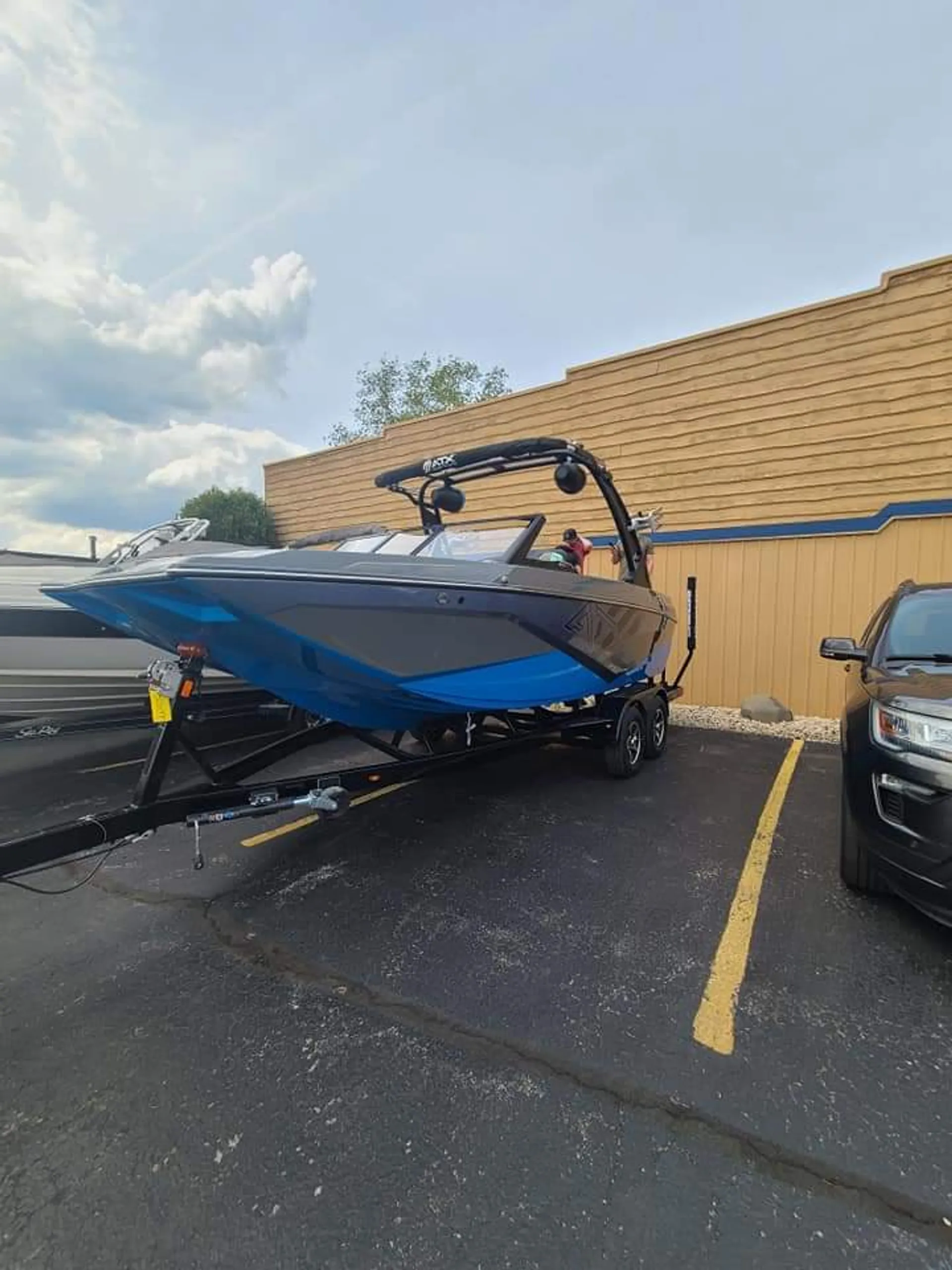 ATX 20 Type S in Mukwonago, WI — photo 3