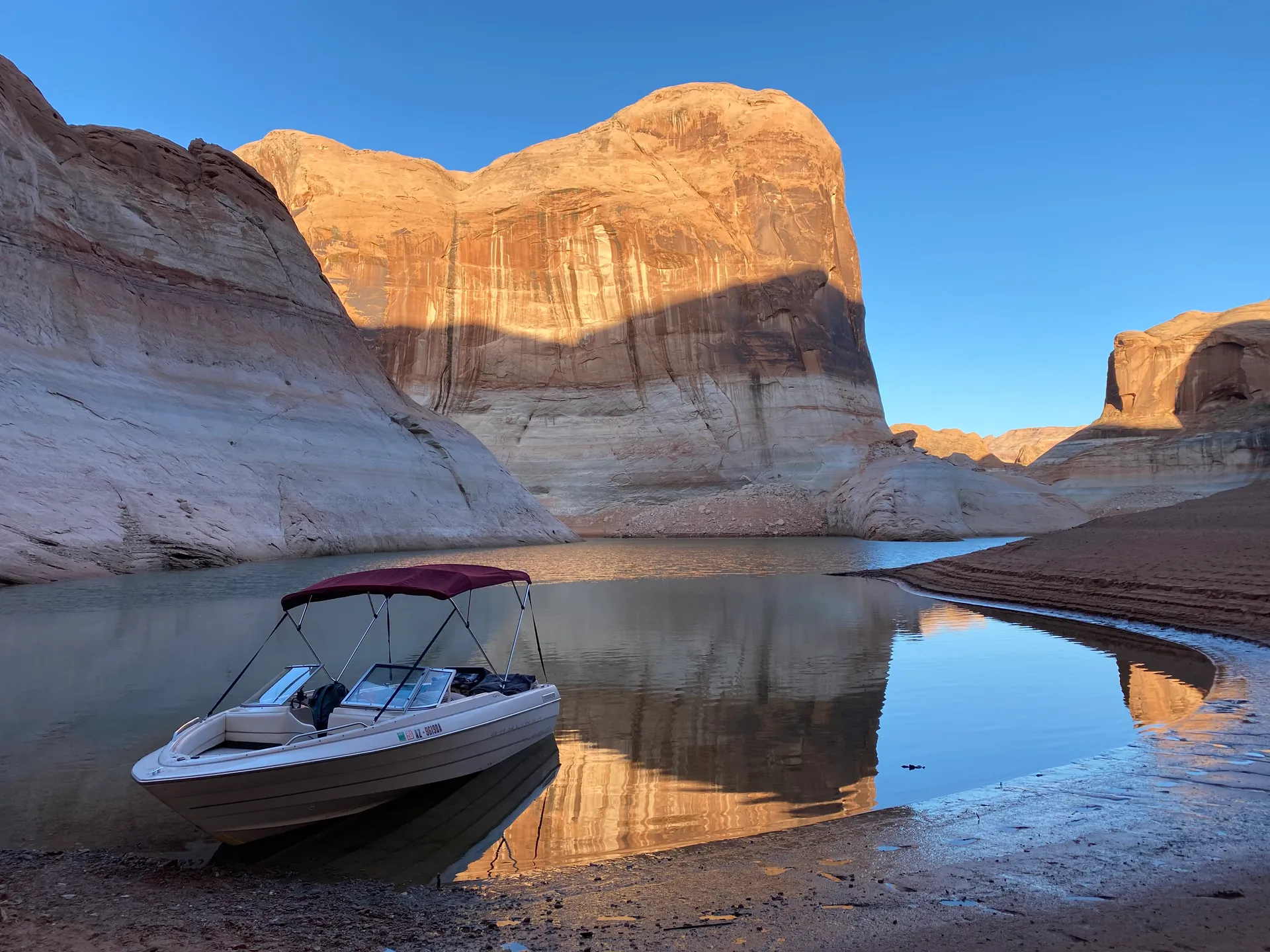 Bayliner 1954 Capri Sportsman  in Page, AZ — photo 3