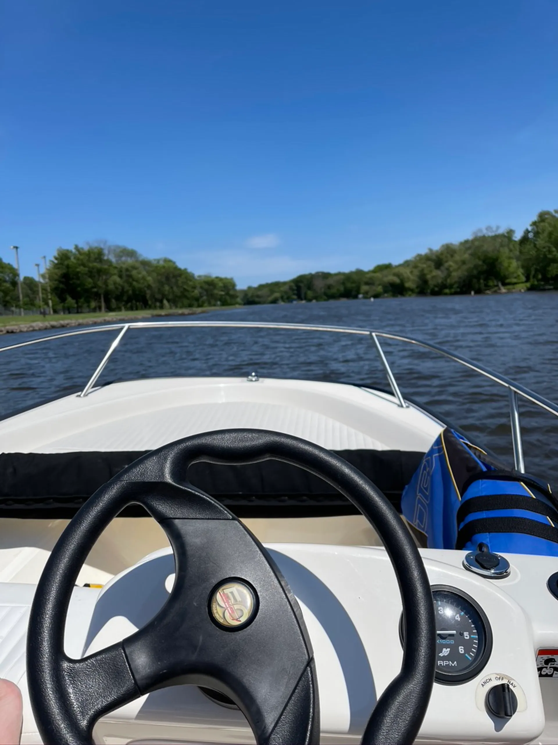 Boston Whaler 130 Sport w/40ELPT 4-S  in Ephraim, WI — photo 4