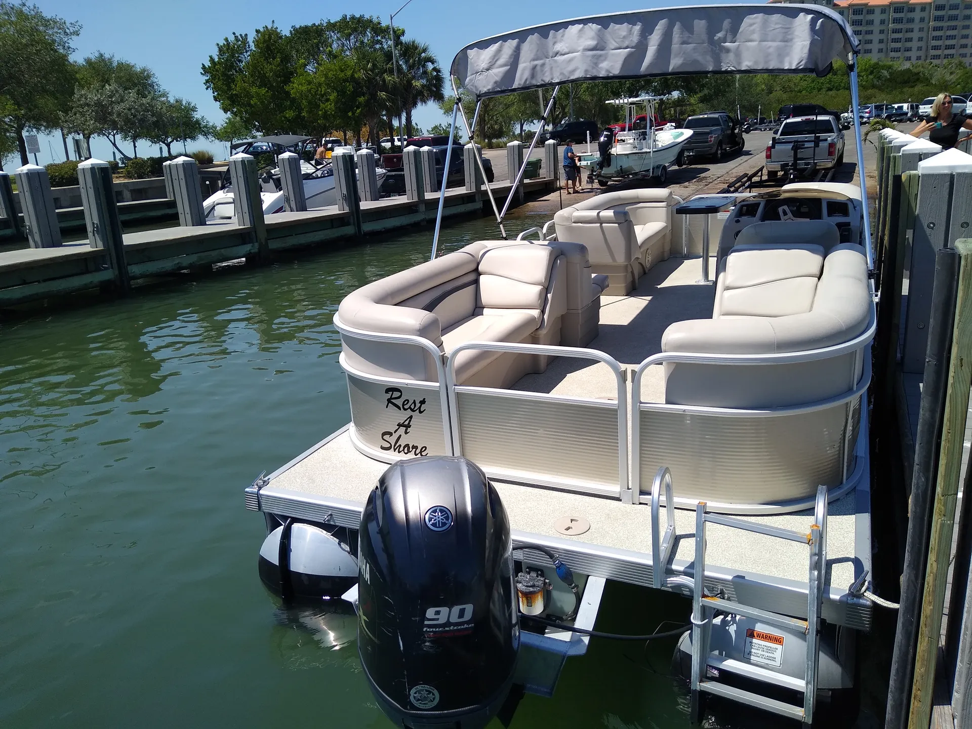 BENNINGTON MARINE 2250GBR in Sarasota, FL — photo 4
