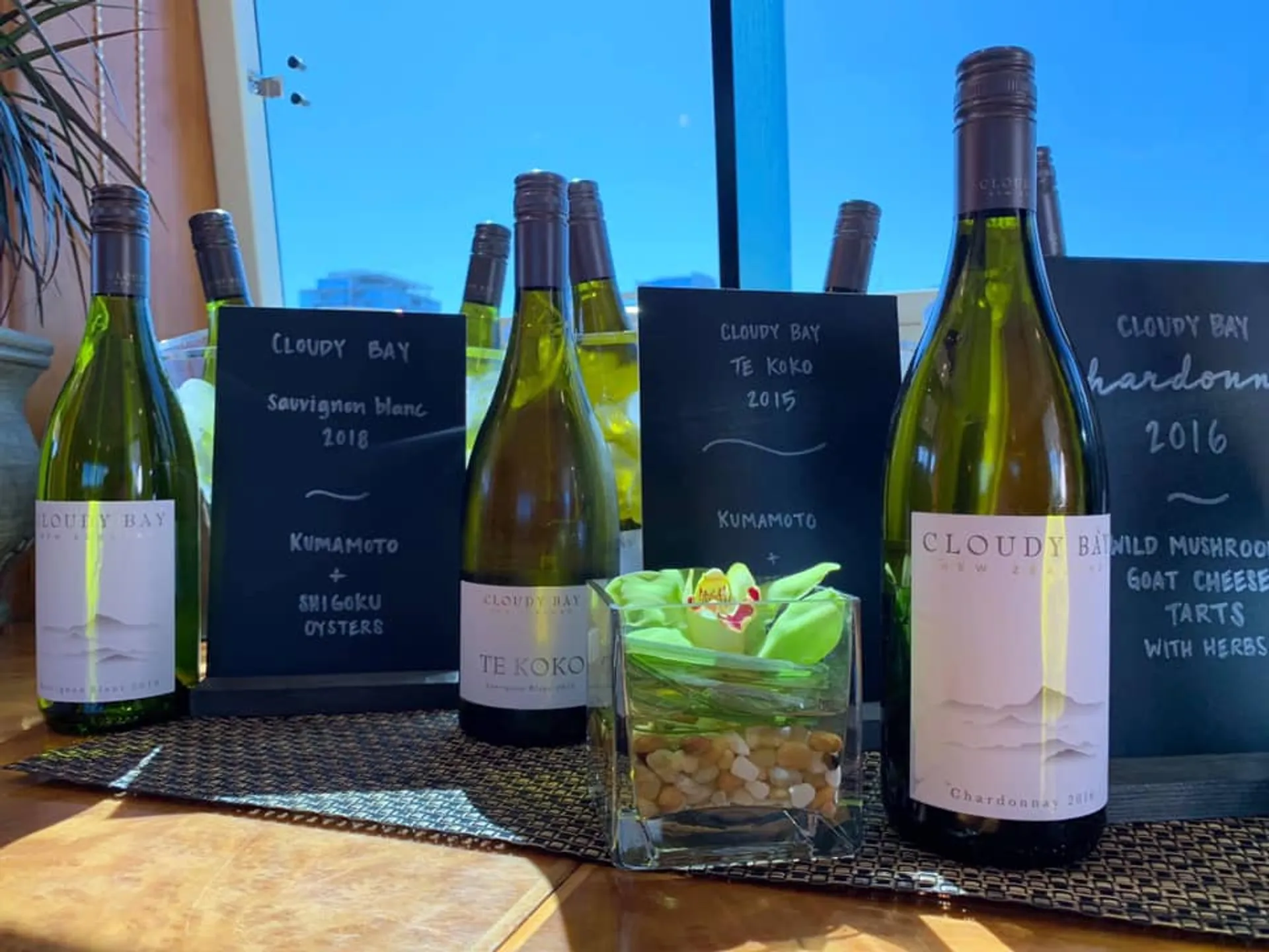 Luxury 67' yacht $100/hr off, Seattle, San Juans, Sailgate 13 guests 