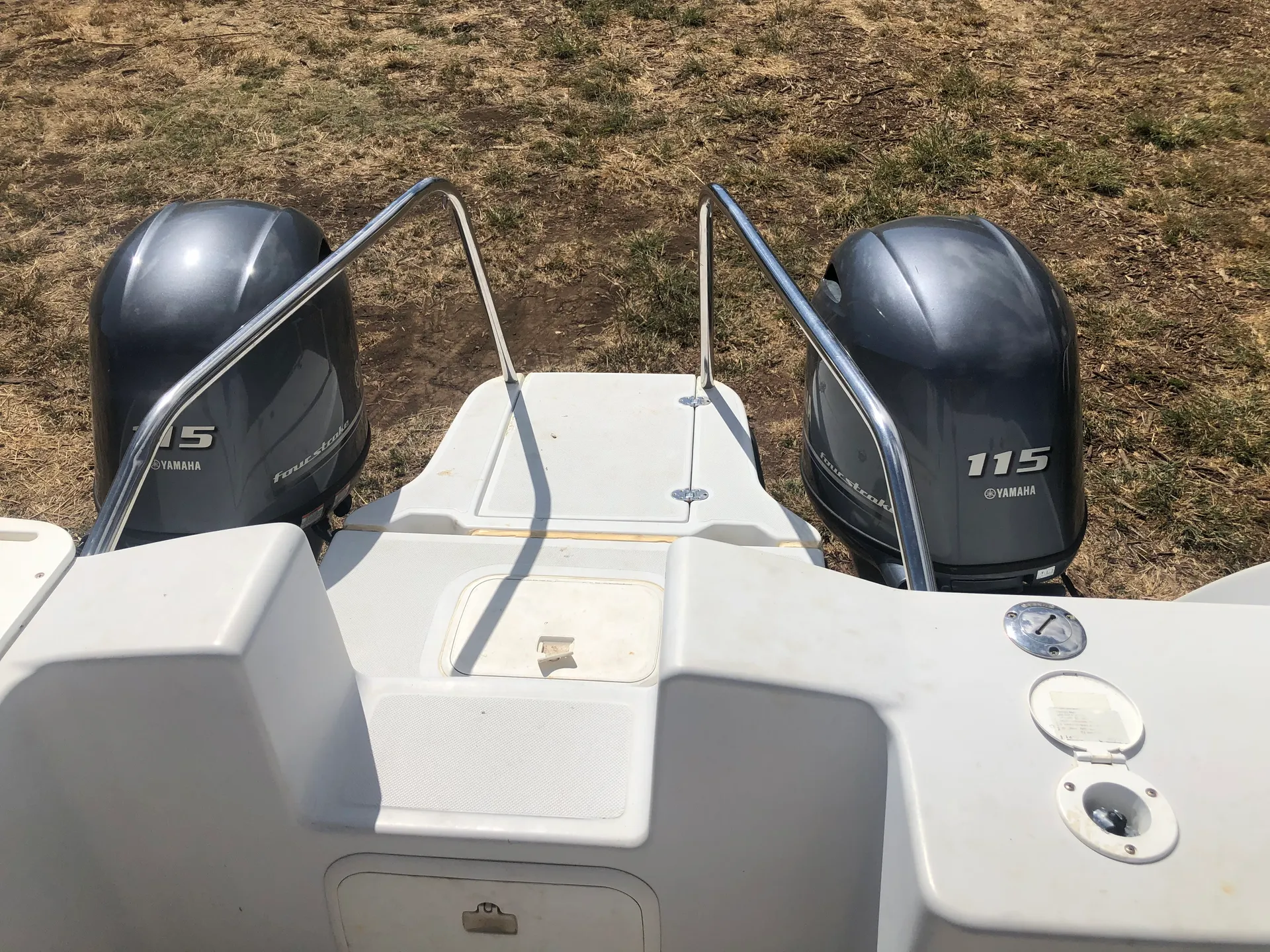 Glacier Bay Catamarans 2270 Isle Runner in Waianae, HI — photo 3
