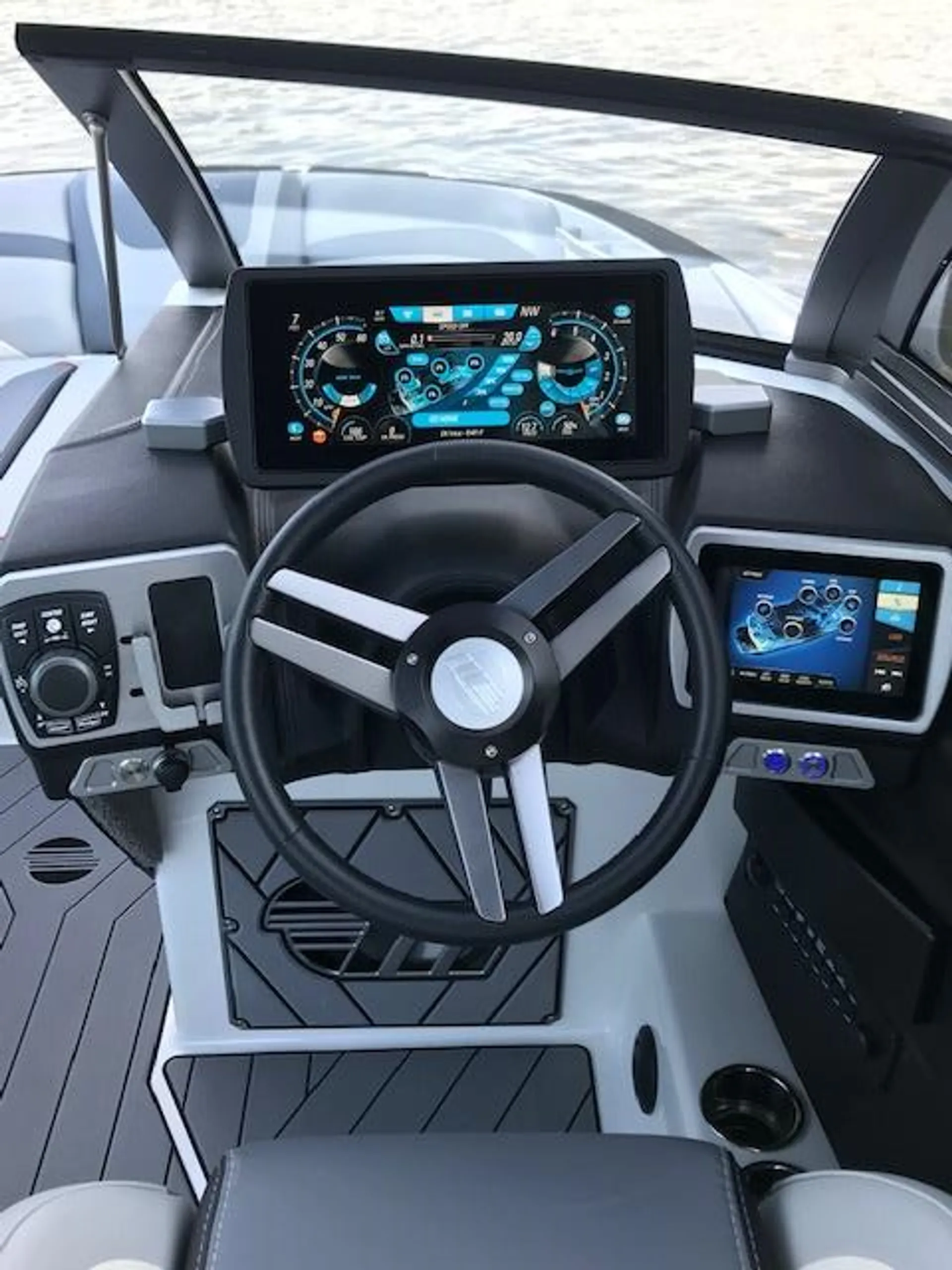 WAKE SURF MALIBU 22MXZ