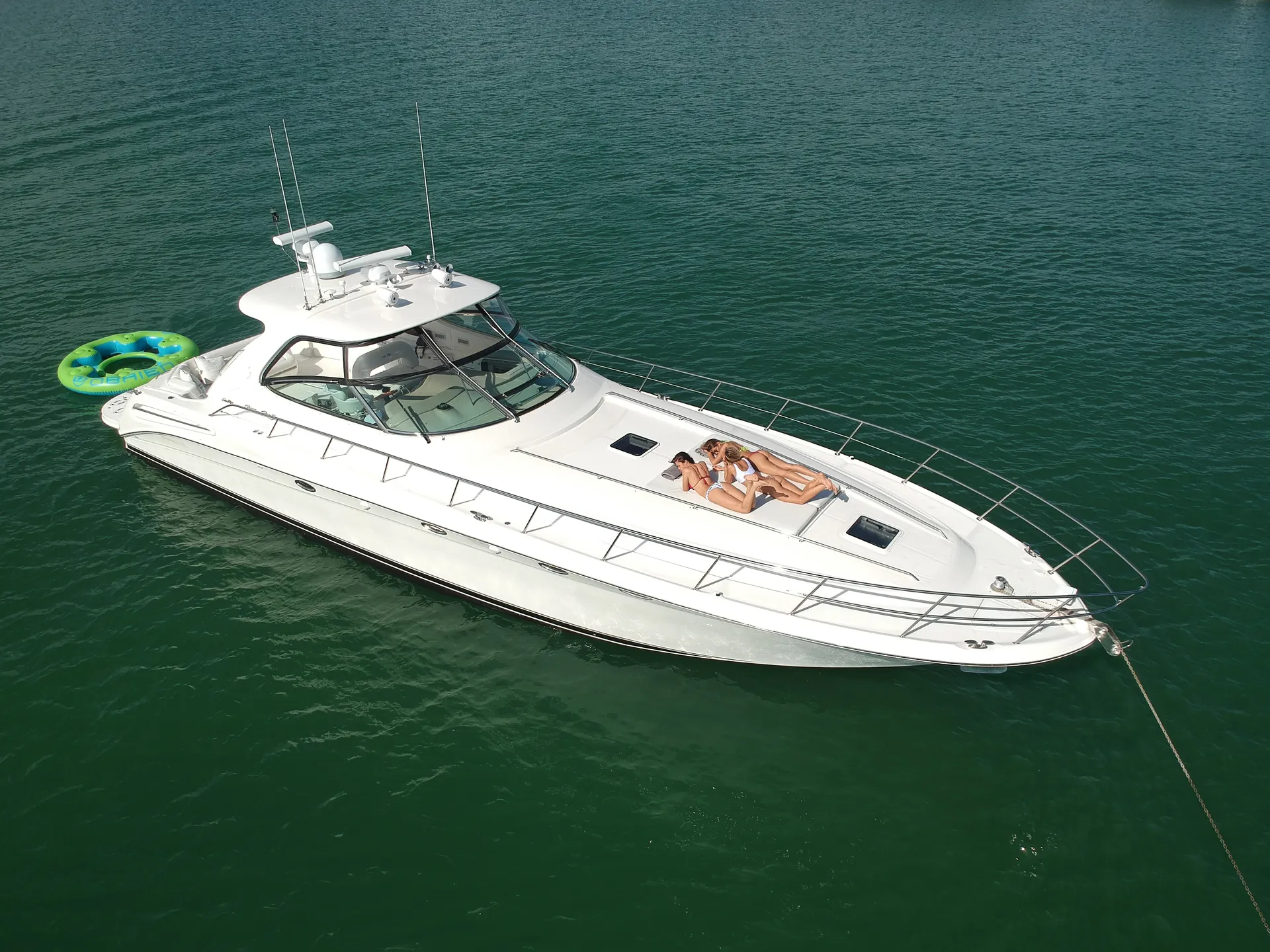 Sea Ray Boats Sundancer in Miami Beach, FL — photo 10