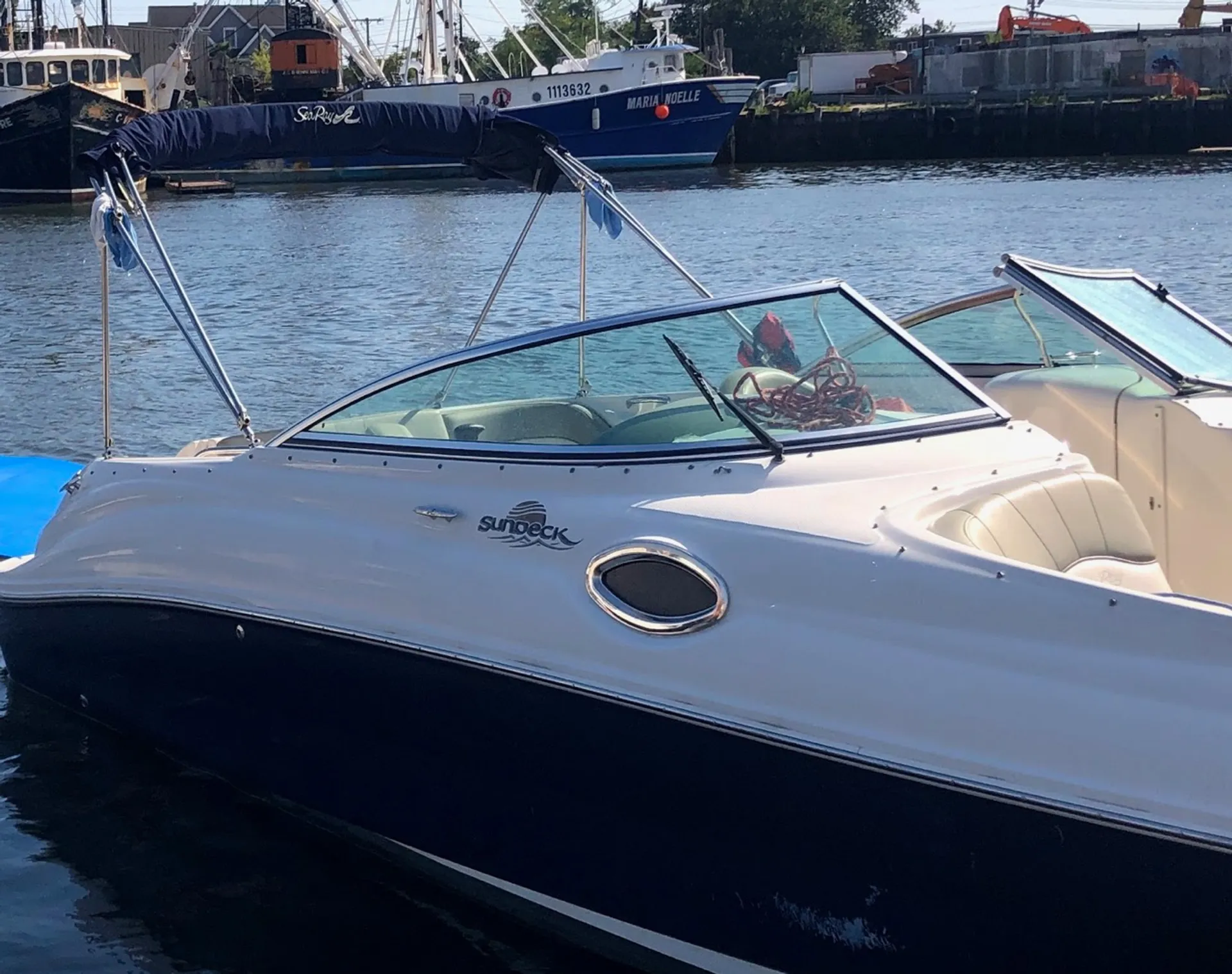 Sea Ray Boats 240 Sundeck in Point Pleasant, NJ — photo 5