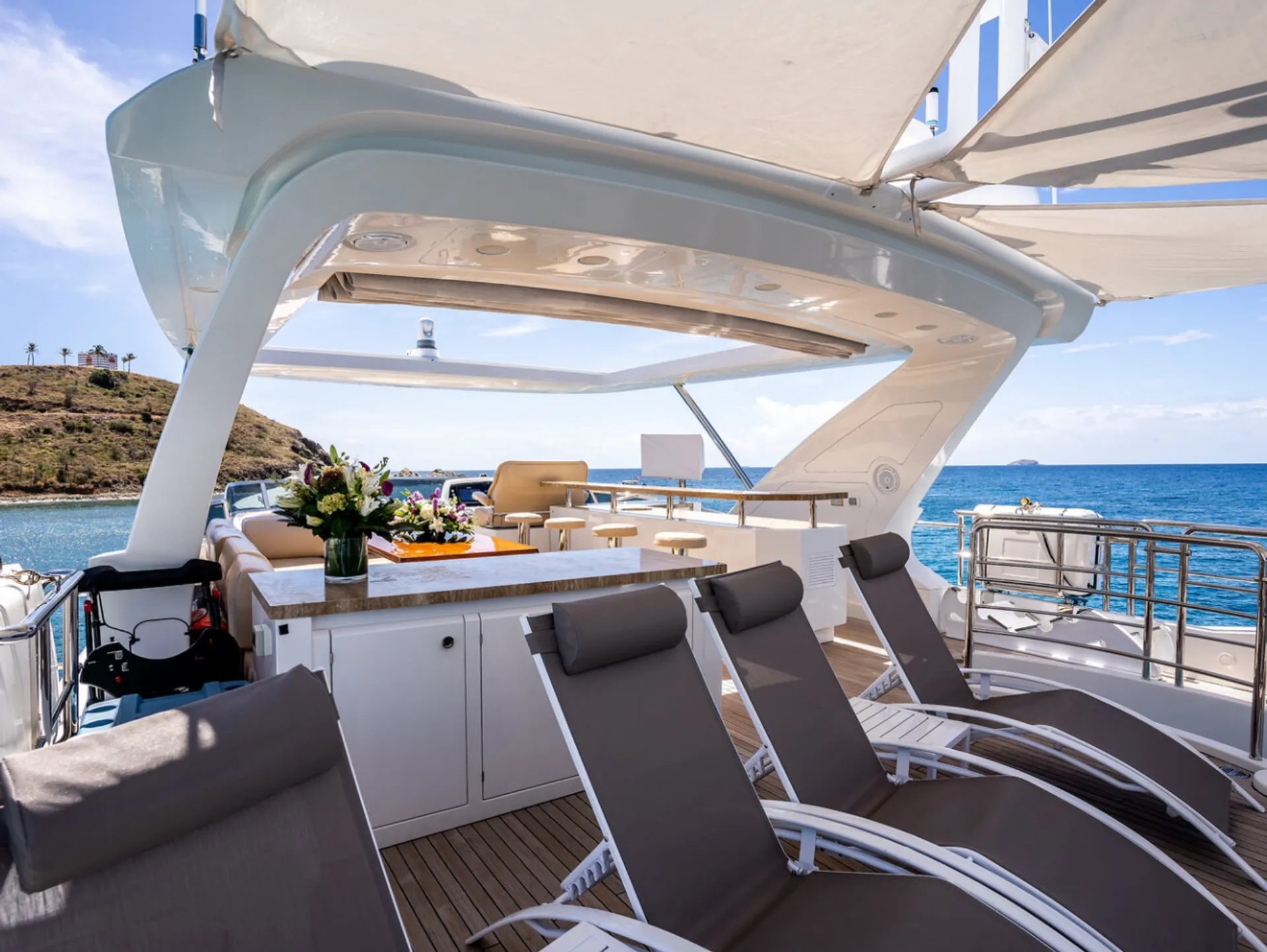 Azimut 84' Azimut in Newport, RI — photo 9