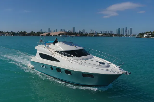 Rent a SILVERTON MARINE cruiser in Miami, FL near me