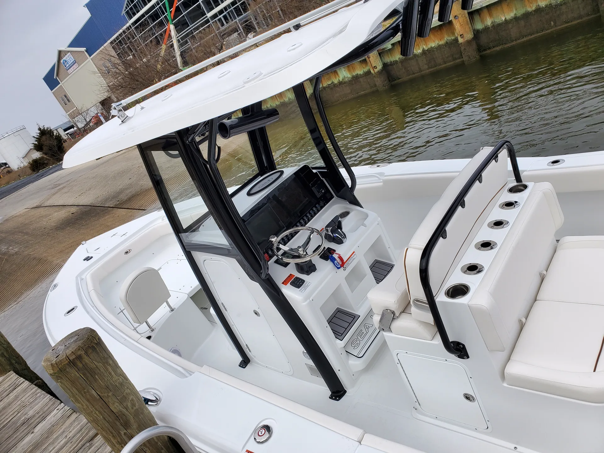 SEA HUNT BOATS GAMEFISH 27 FORWARD SEATING in Bishopville, MD — photo 2