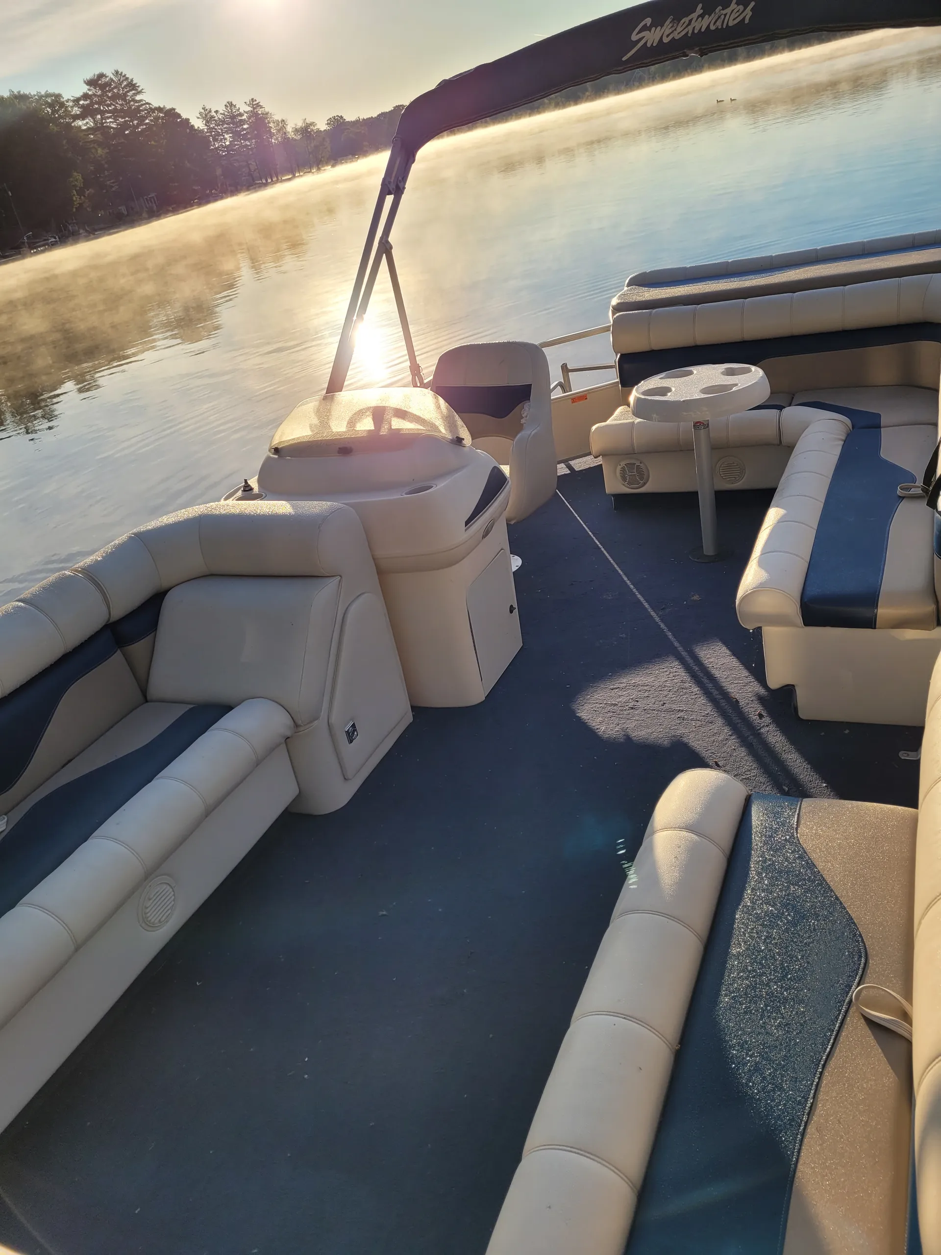 Godfrey Marine Sweetwater 180 EX in Gladwin, MI — photo 6