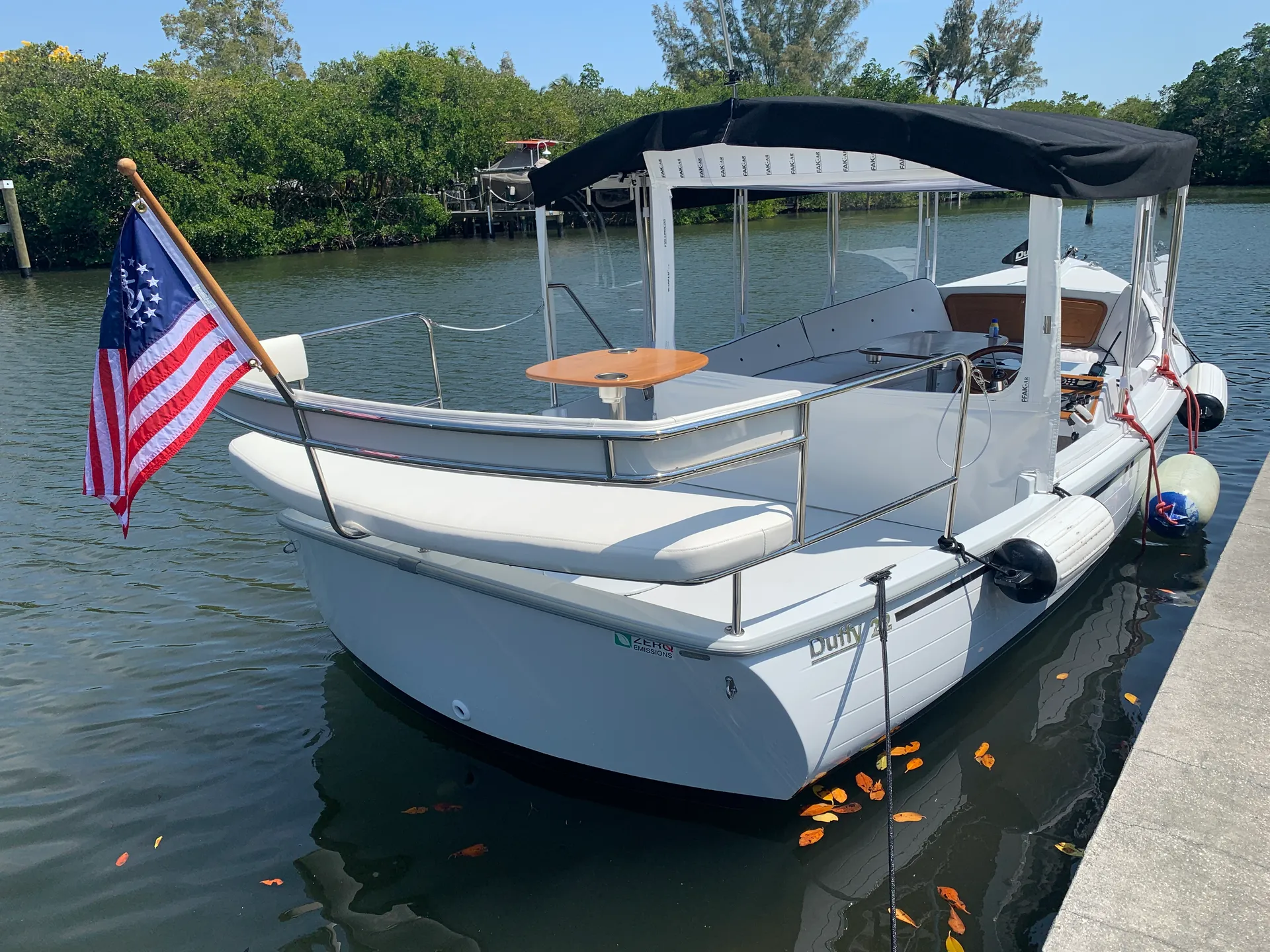 Elektra Cruise - Duffy 22' Sun Cruiser 