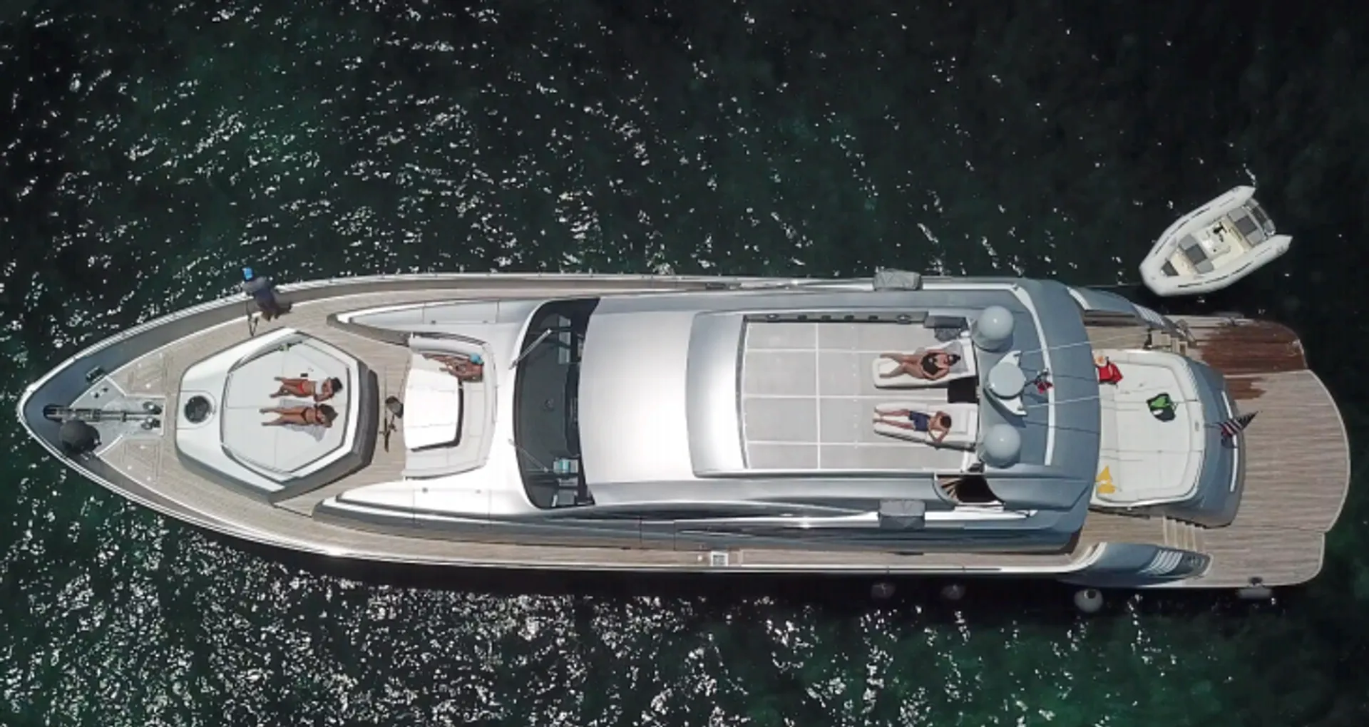 Pershing 90' Pershing in Nassau, New Providence — photo 3