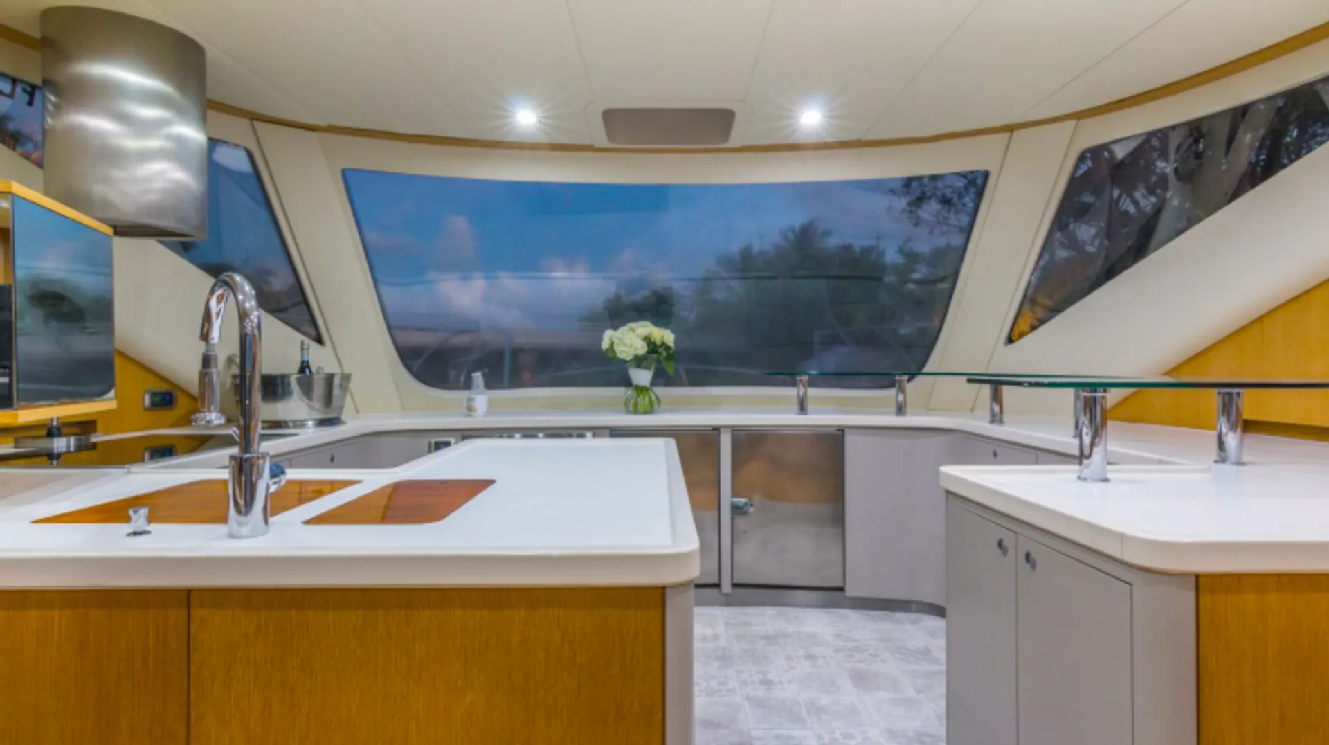 Azimut Yachts 70 Sea Jet in Miami Beach, FL — photo 7