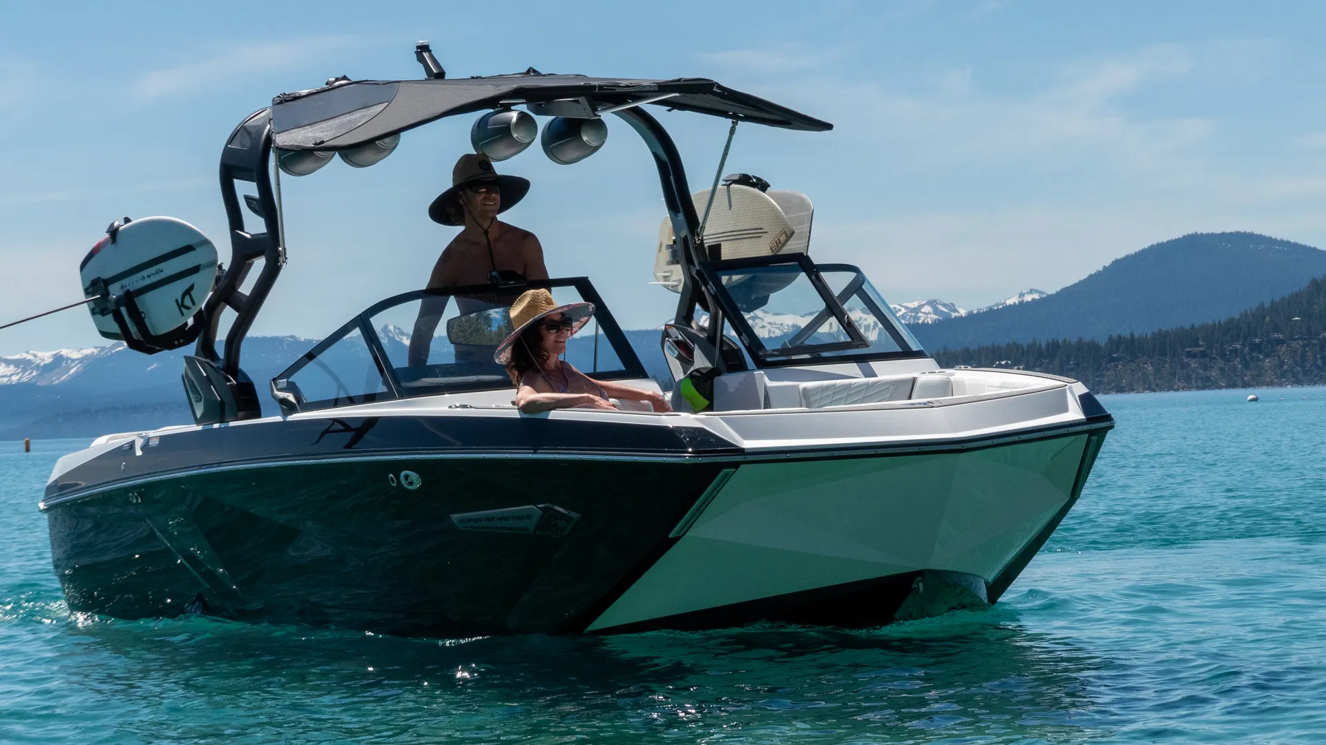 2021 SUPER AIR G23 SURF BOAT W CAPTAIN FOR RENT