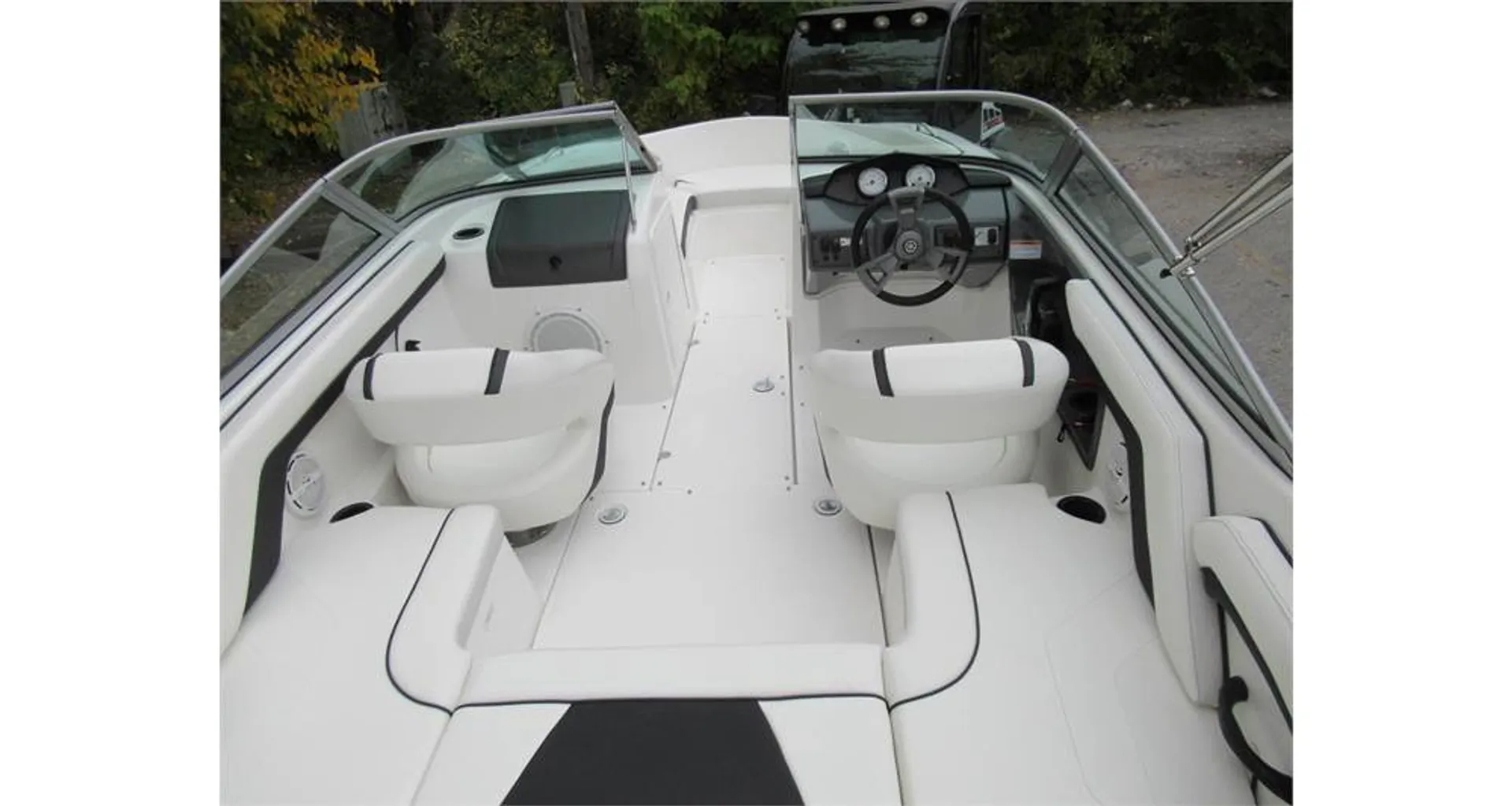 Yamaha SX190  in Los Angeles, CA — photo 3