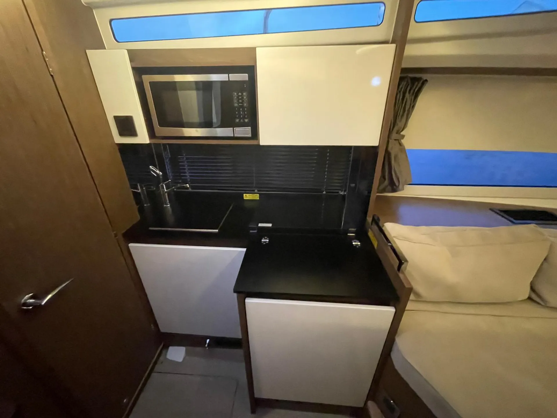 JEANNEAU LEADER 30 in St. Petersburg, FL — photo 10