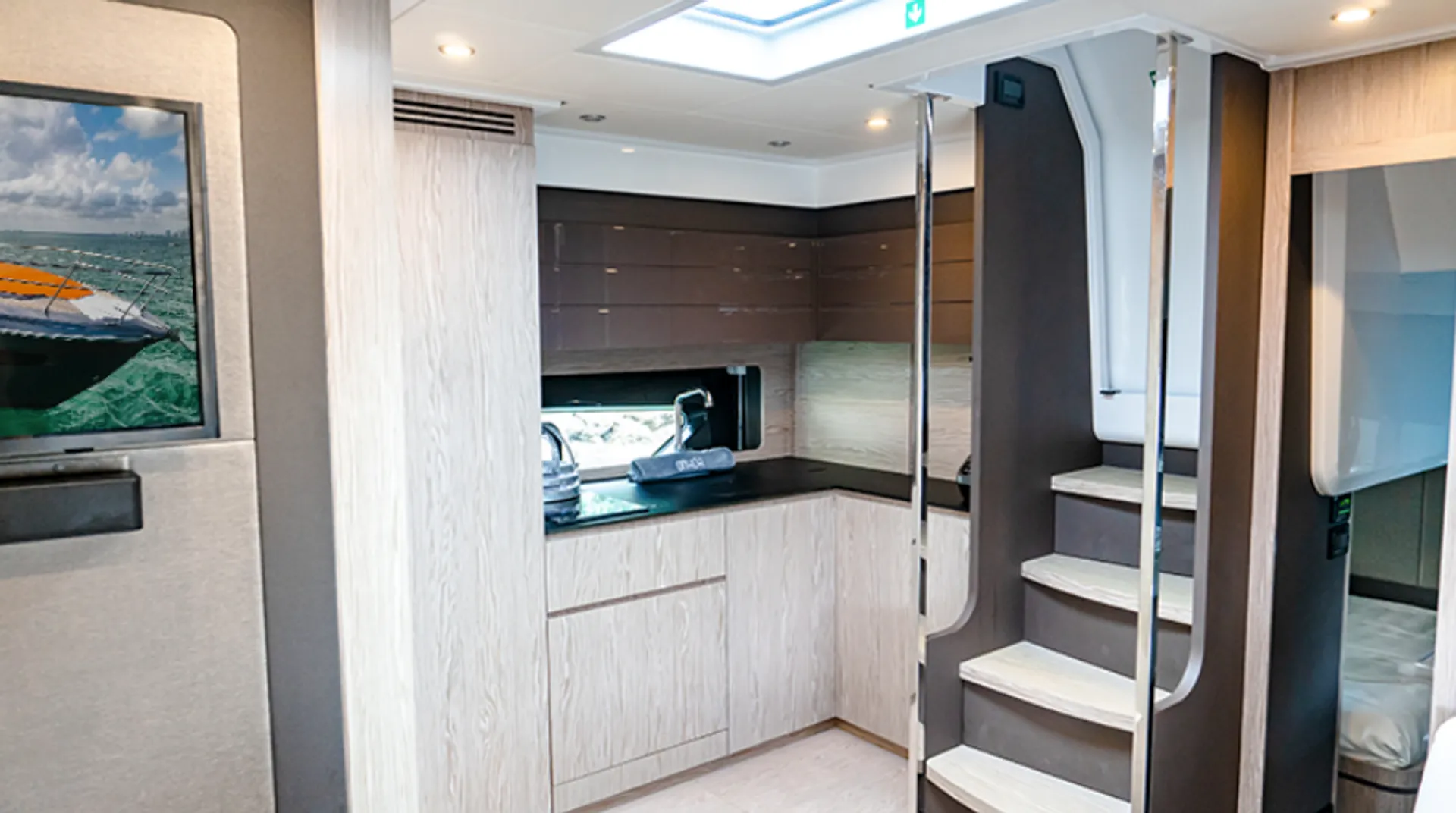 Azimut 43 Atlantis in Miami Beach, FL — photo 4