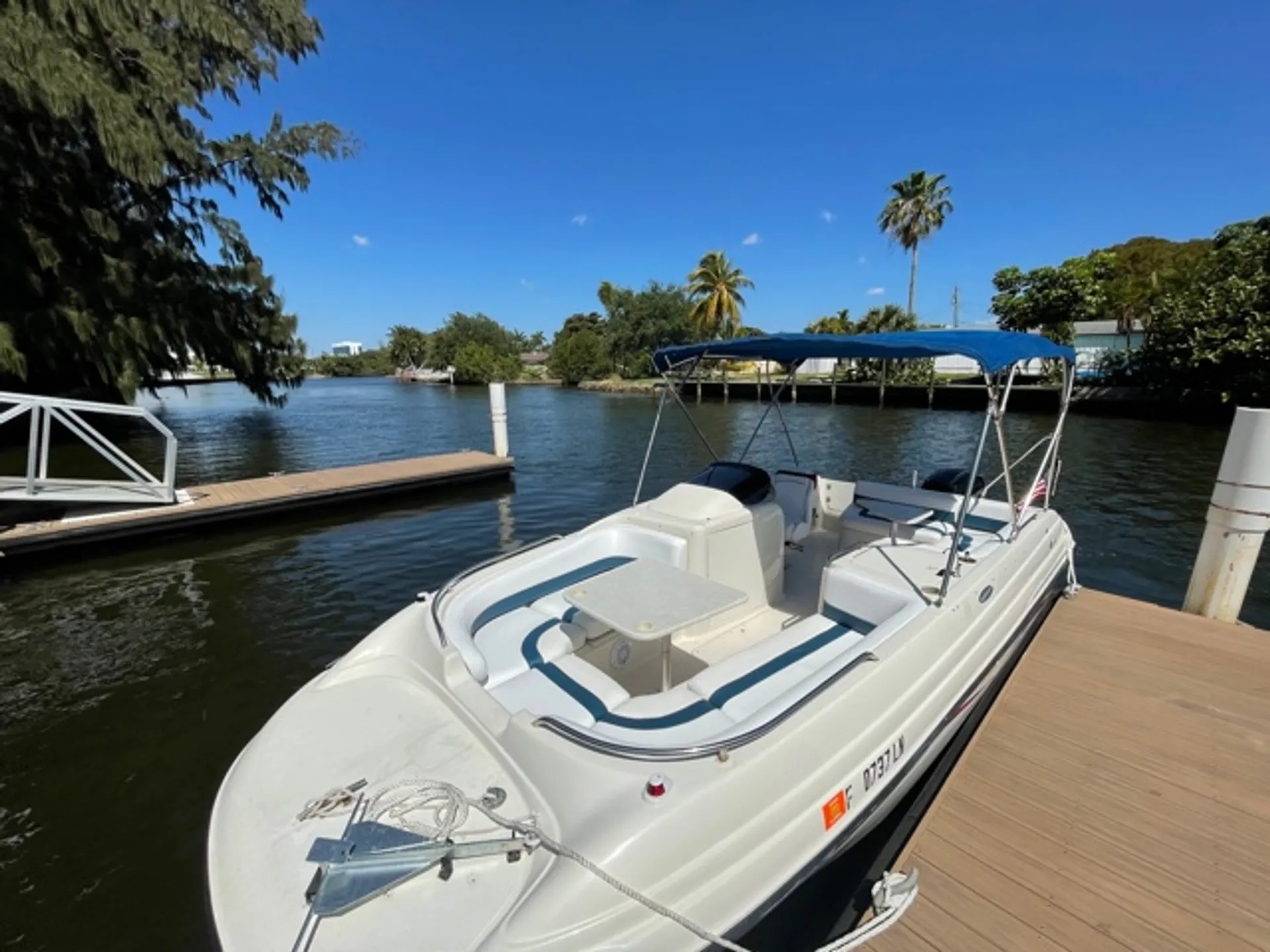 Bayliner Rendevouz in Dania Beach, FL — photo 2