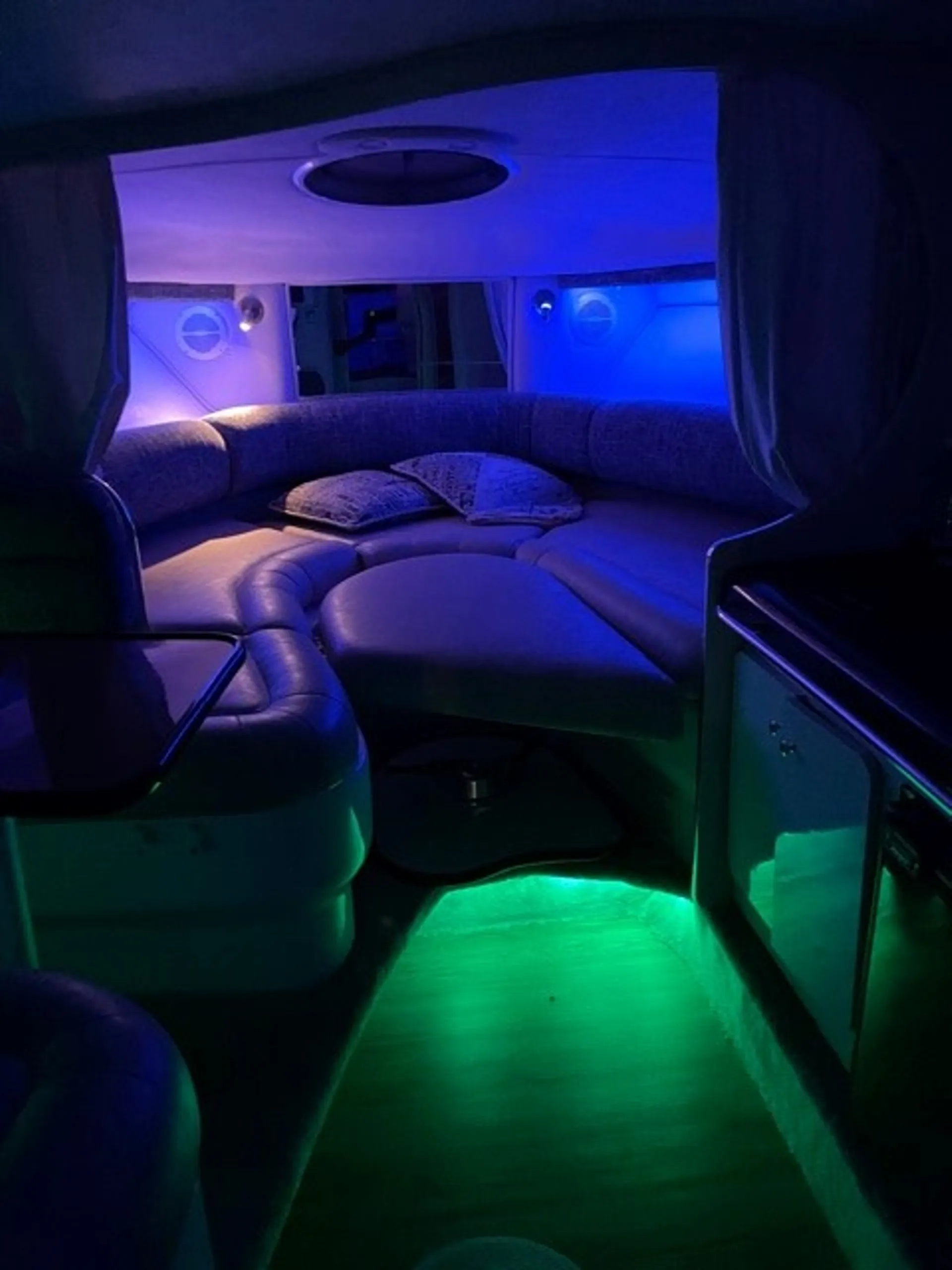 32' Monterey Yacht - Fun! Lights! Music! You bring the action! 