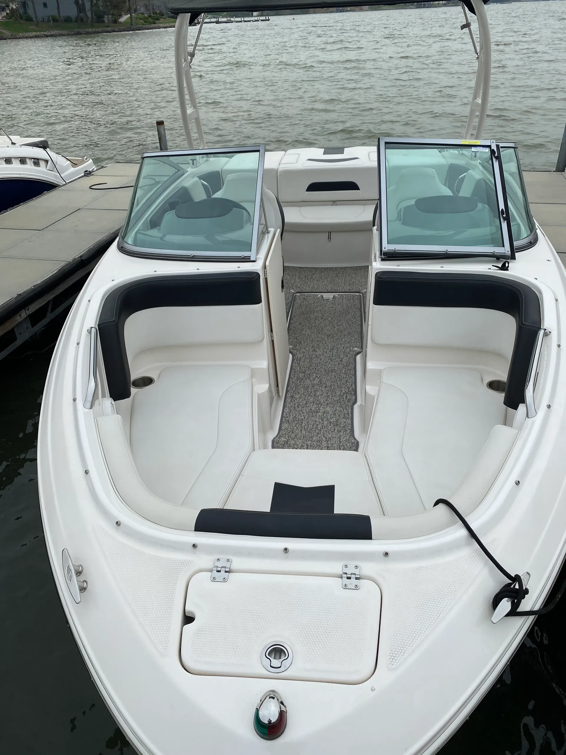 CHAPARRAL BOATS 210 SUNCOAST in Lake Norman of Catawba, NC — photo 2