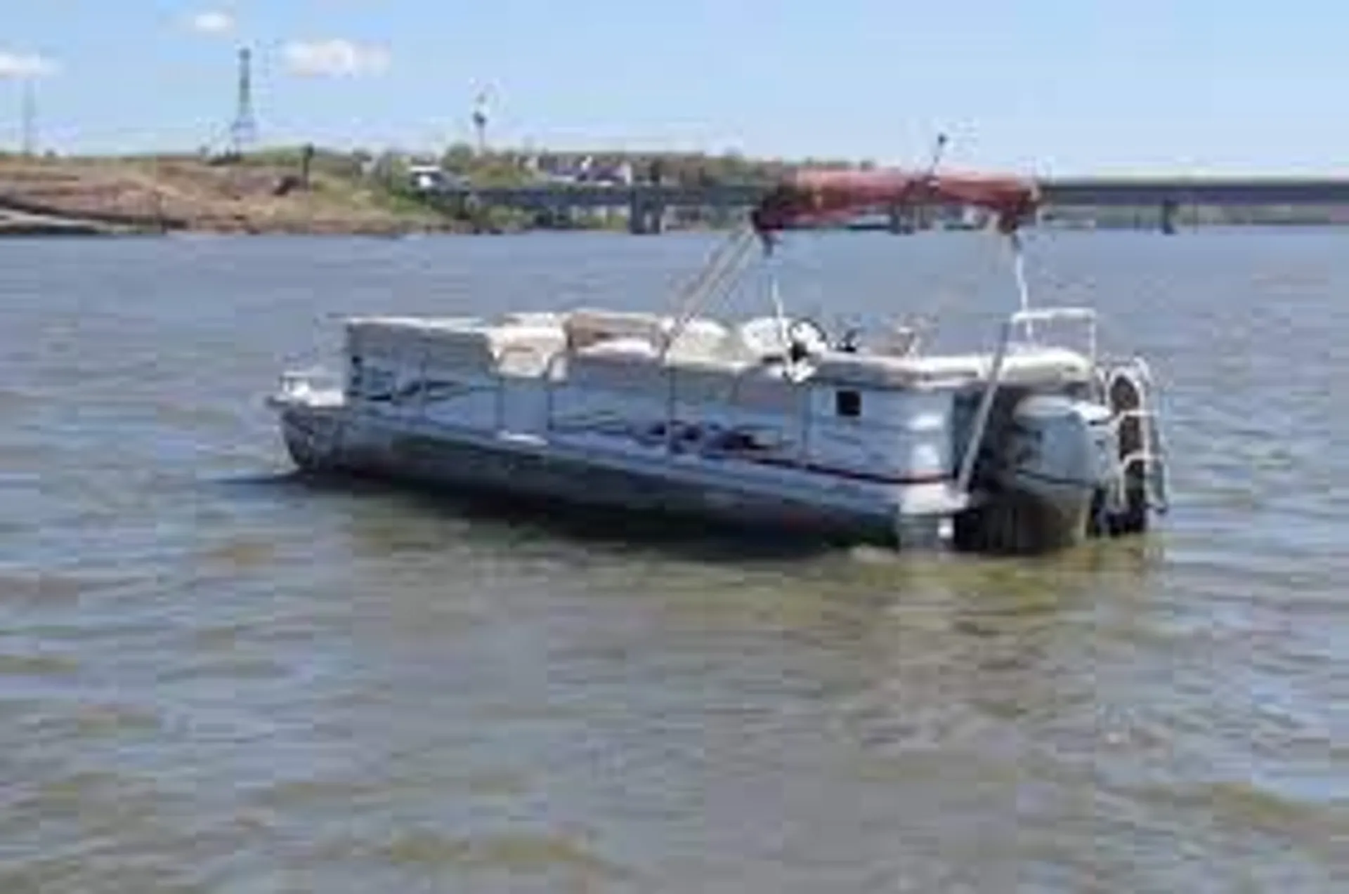 PlayCraft Boats 2400 Promo Clipper in Barnett, MO — photo 3