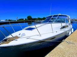 34 foot sea ray with large open party area  boat photo