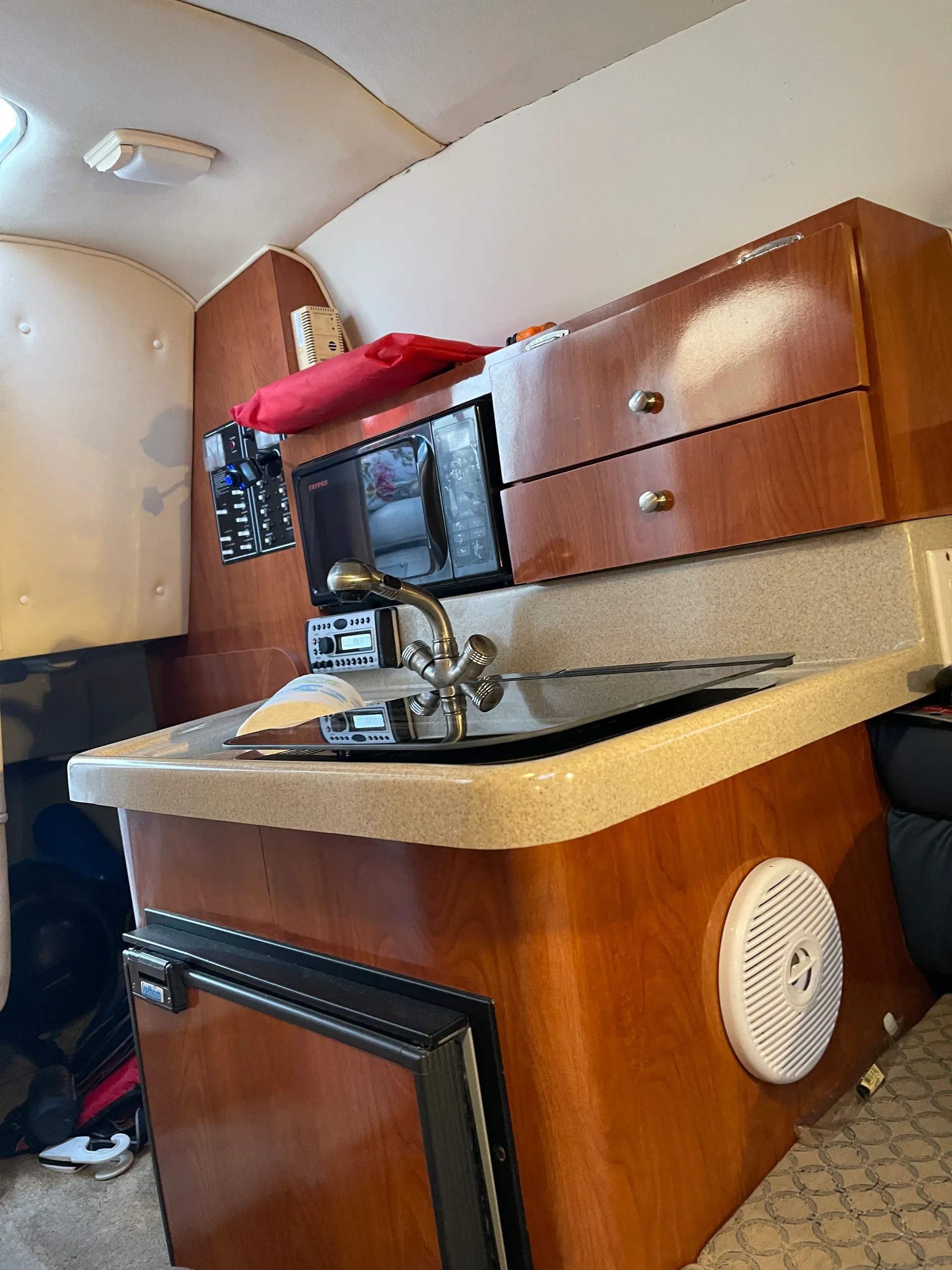 Glastron Boats GS 259 in Andover, MA — photo 5