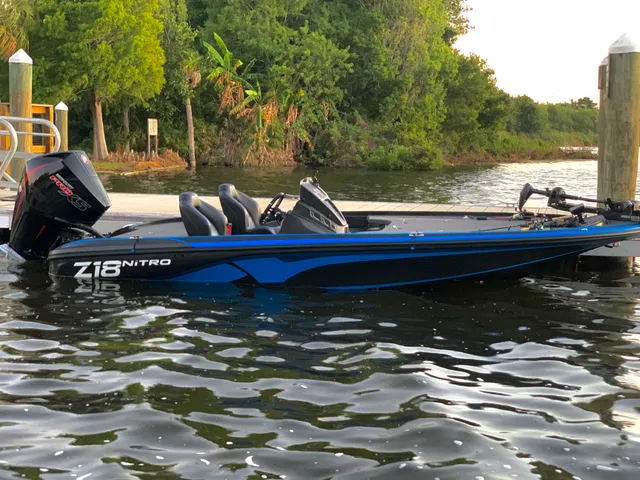 Rent a Nitro bass boat in Tarpon Springs, FL near me