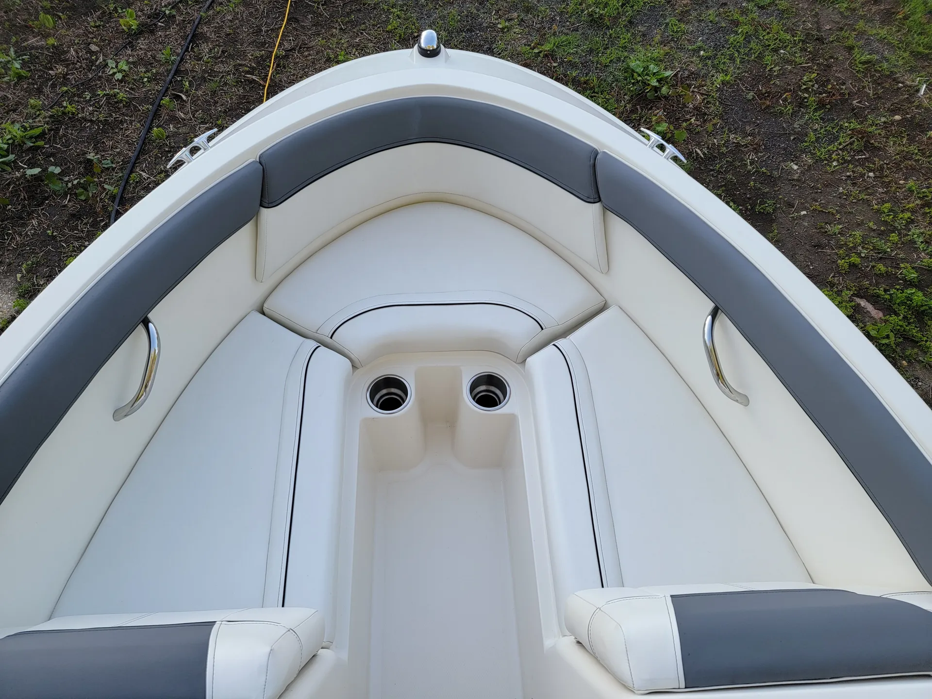 Bayliner Bowrider 180 – Sunny Days, Smooth Waves, DC Waterways!