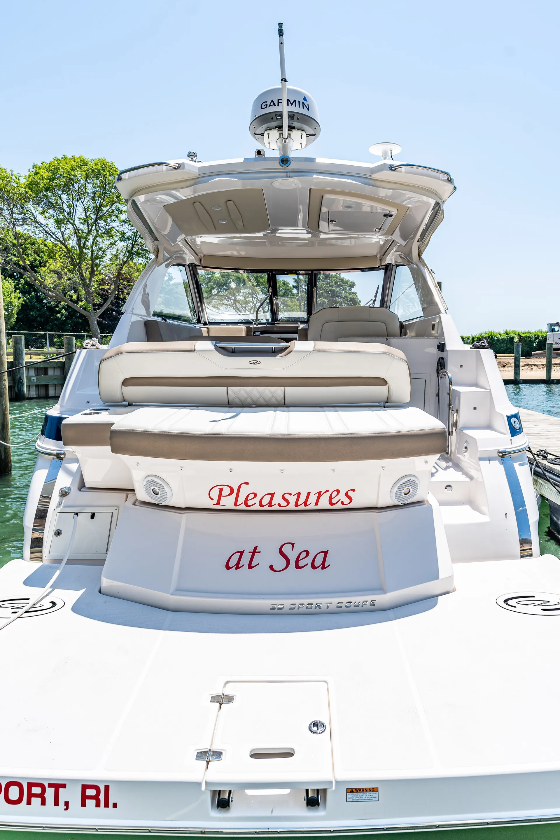 REGAL BOATS 35 SPORT COUPE W/JOYSTICK in Greenport, NY — photo 3