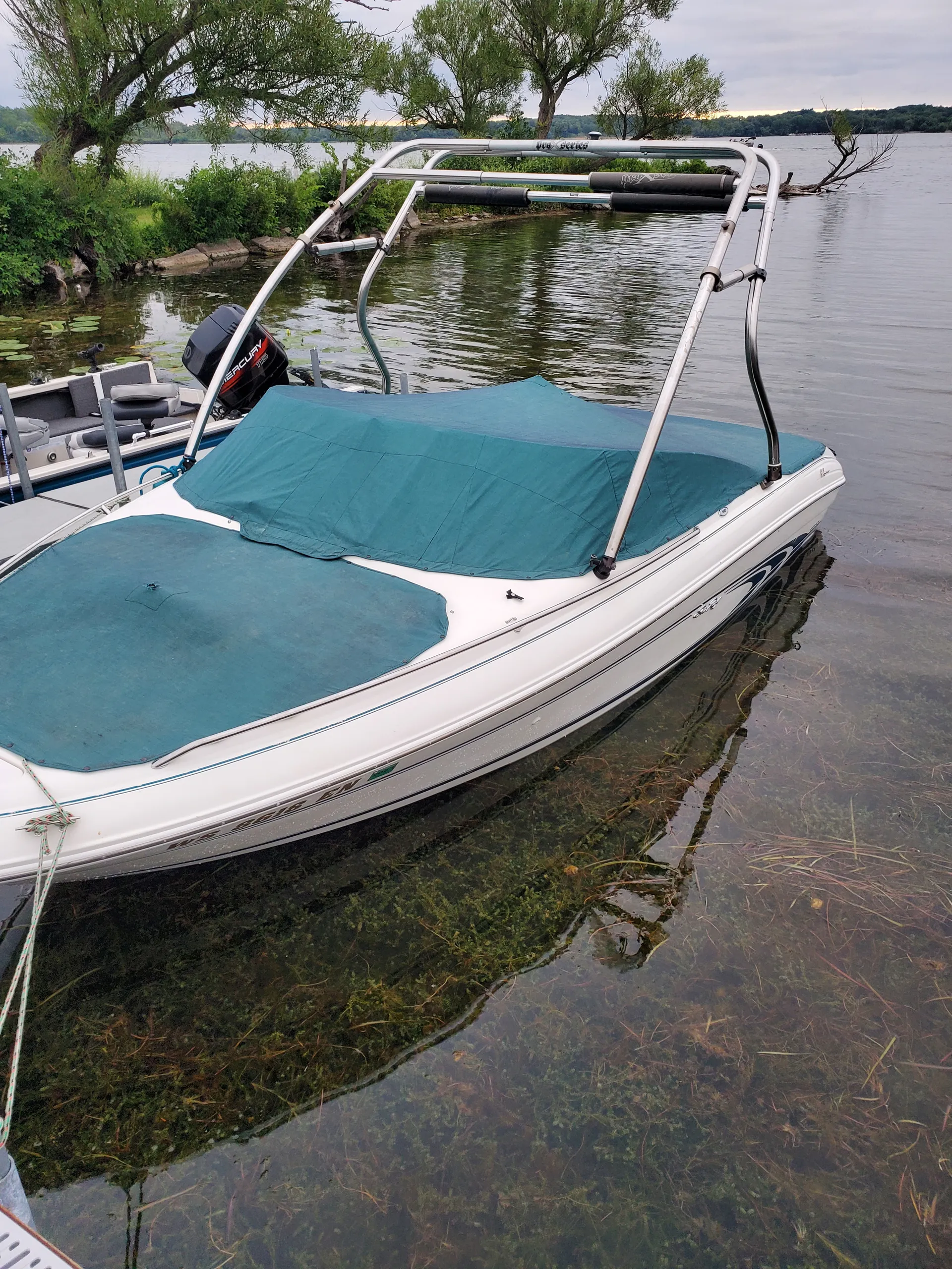 SeaRay 190 bowrider on beautiful Silver Lake WI