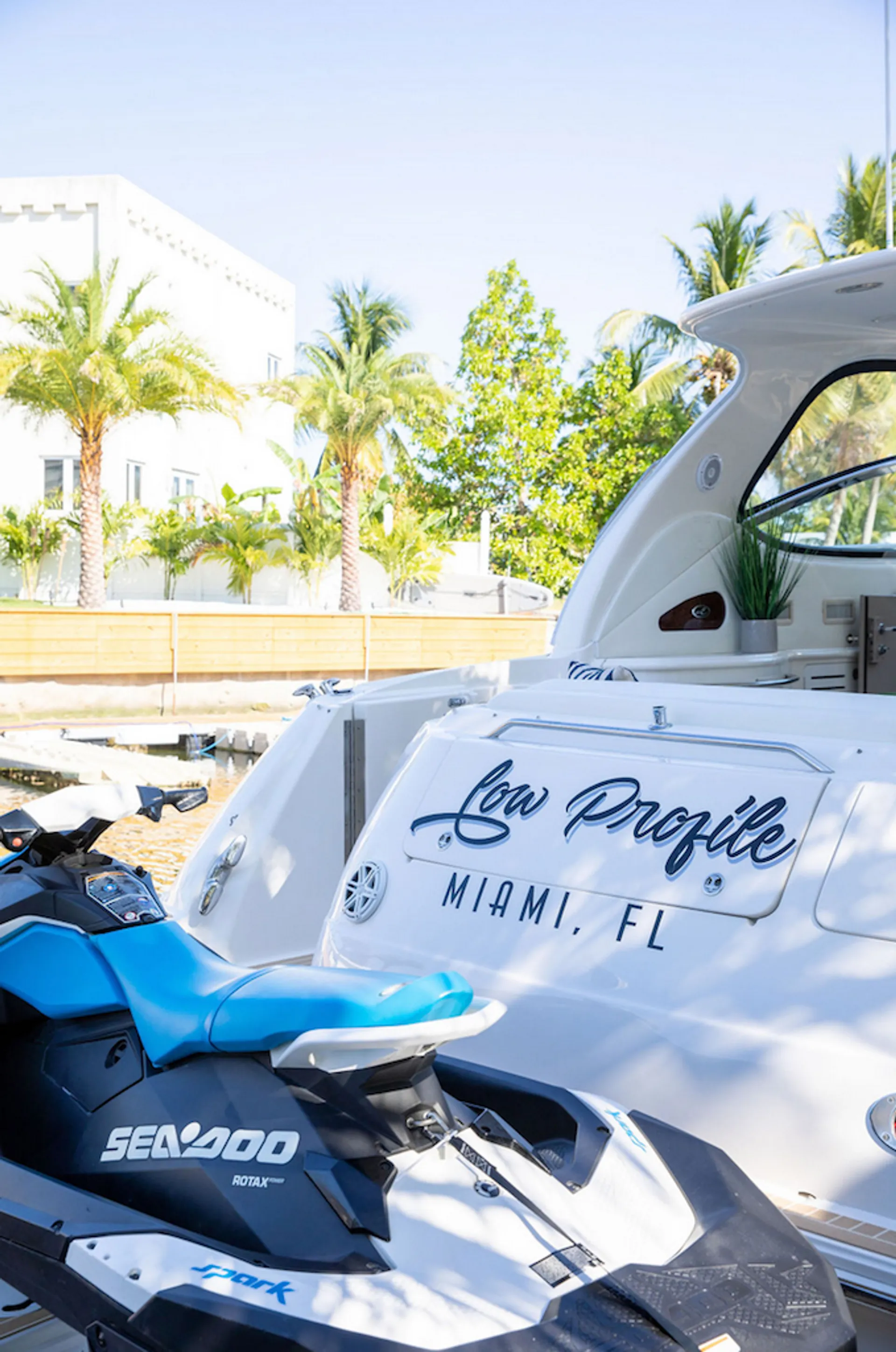 Sea Ray Boats 550 Sundancer in Hampton Bays, NY — photo 8